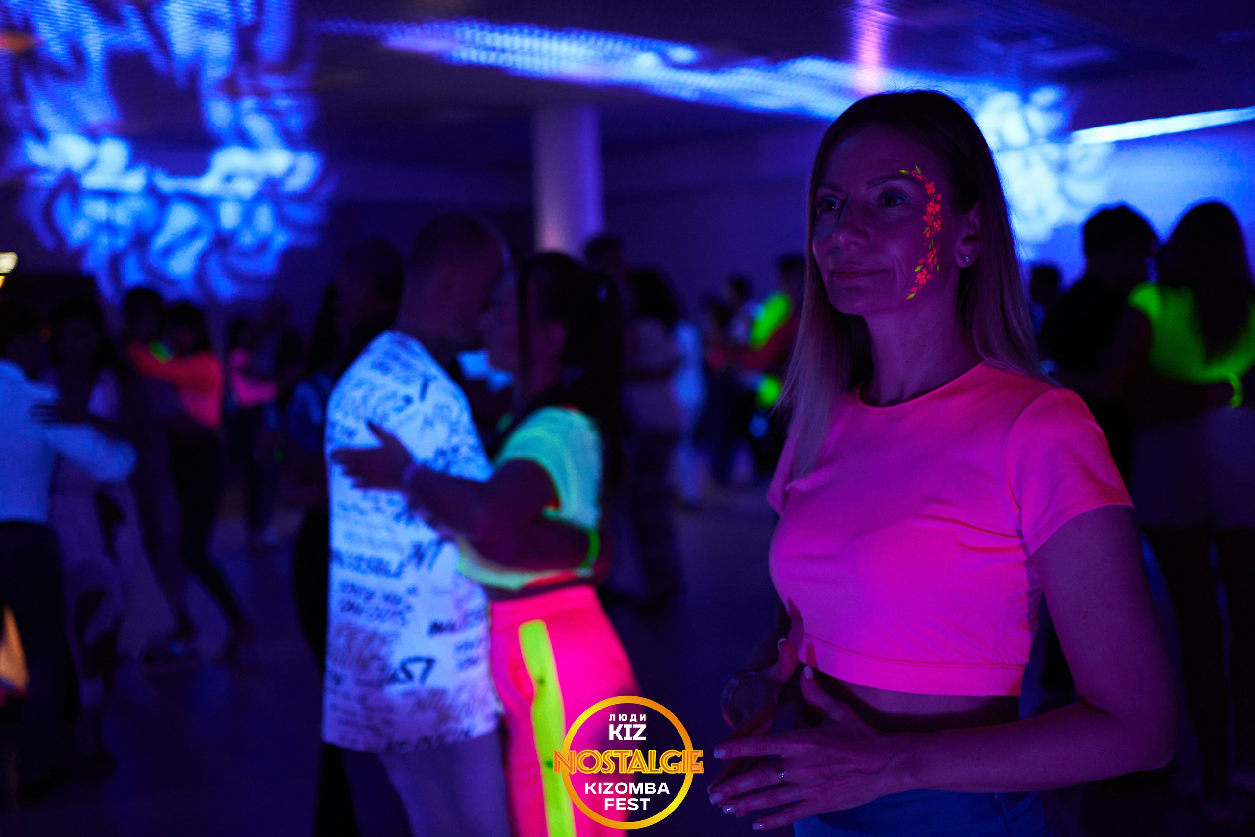 Neon party. Свадебный фотограф