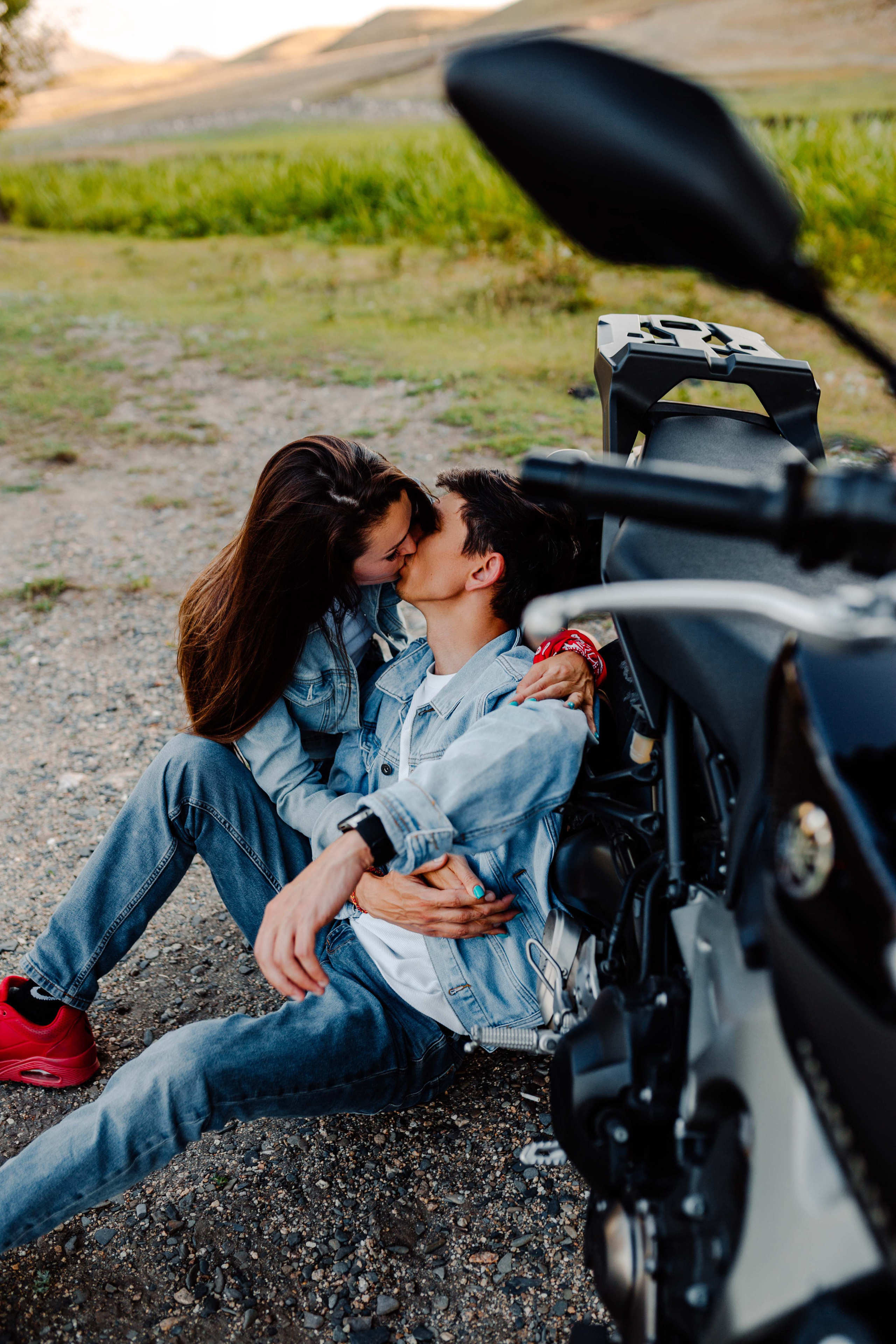 Love Story на байке: классная серия для Анны и Александра. Семейный и индивидуальный фотограф в Санкт-Петербурге Маргарита Щипкова