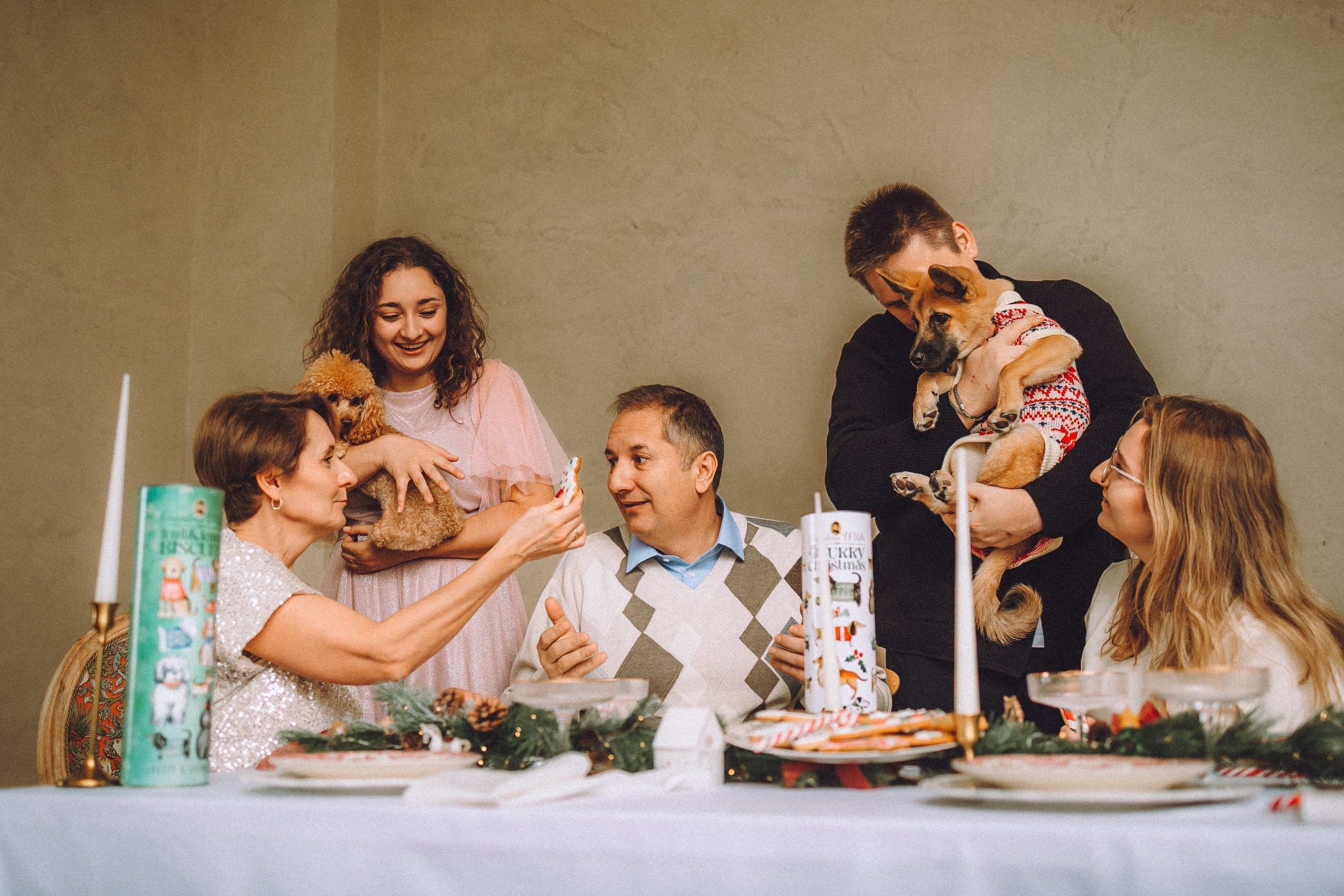 Джули, Шелли и их семья