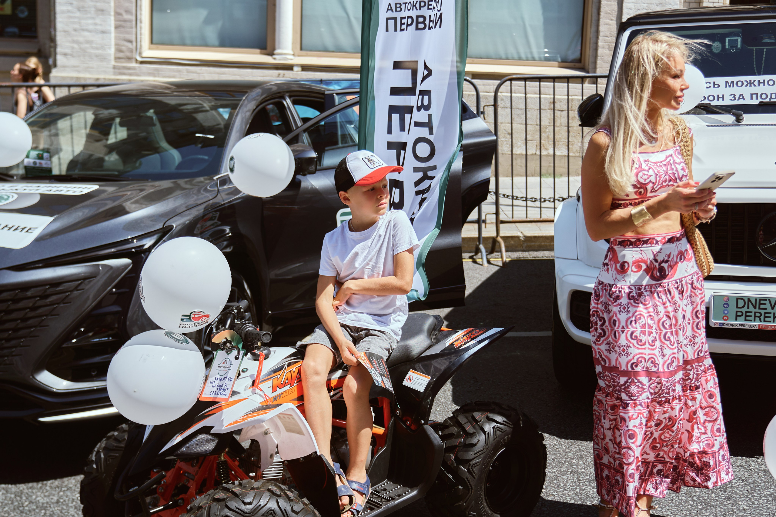 «Auto-салон 2025». Фотограф во Владивостоке