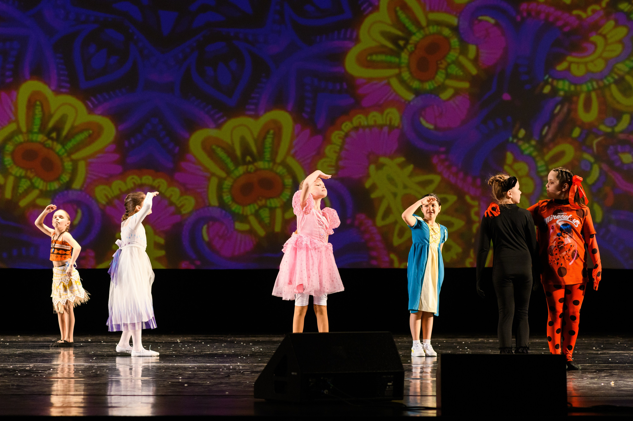 23 апреля, часть 2, БКЗ Октябрьский, г. Санкт-Петербург. Золотое яблочко