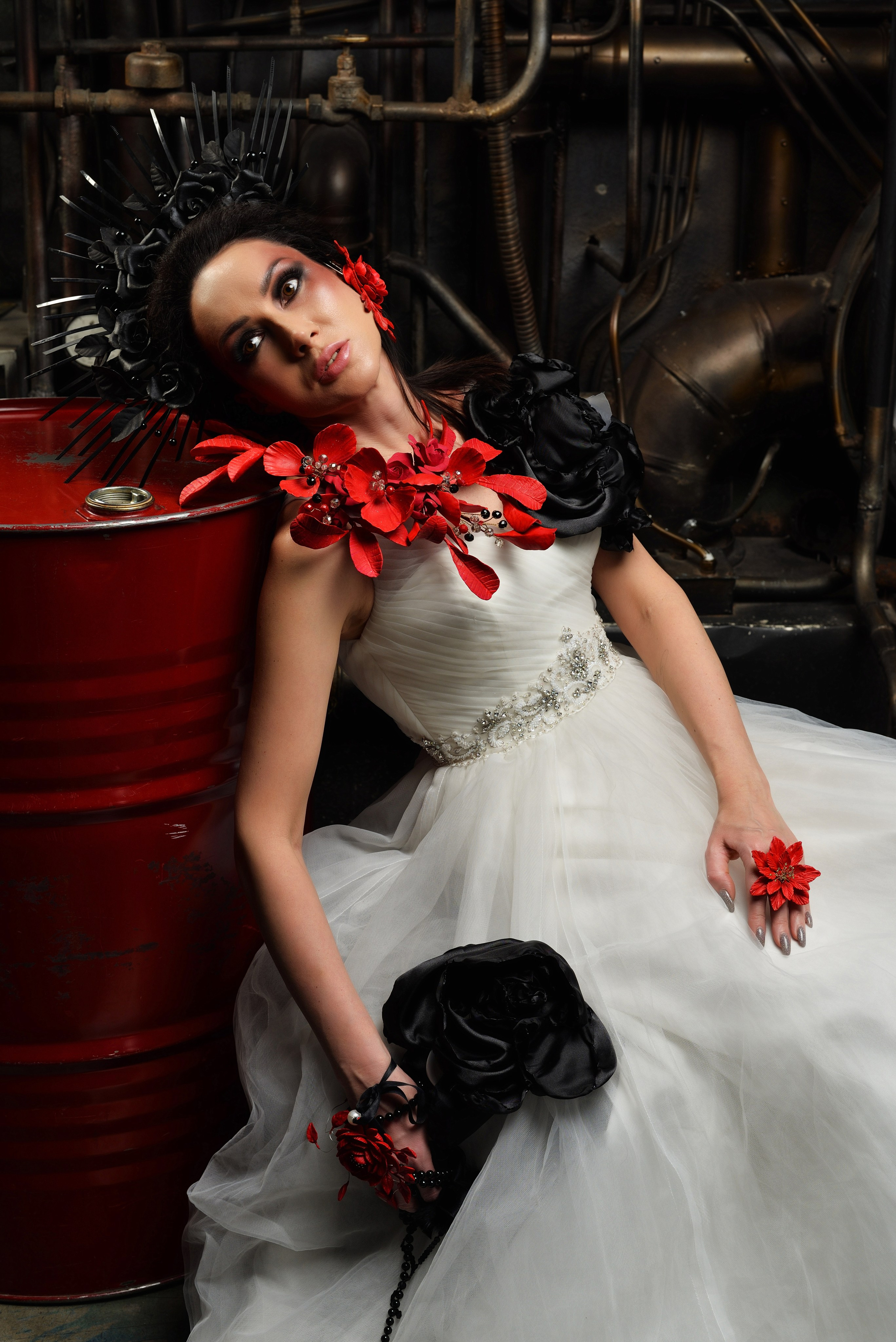 Портреты в студии. Фотограф Максим Мицун. Портрет, свадьба, репортаж, каталог