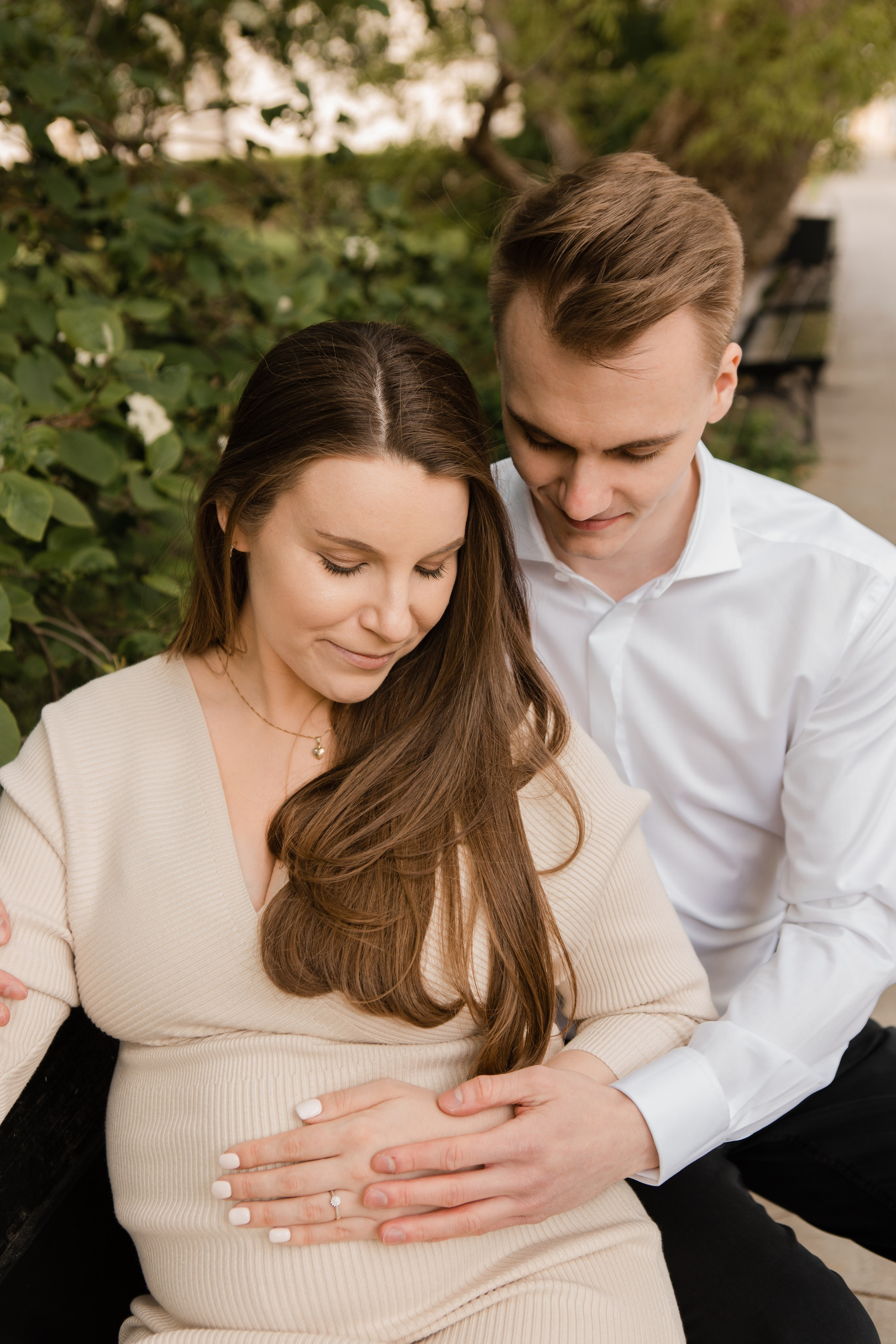 Семейная фотосессия Андрея и Марии. Видеосъемка и фотосъемка свадеб. Фотограф и оператор на свадьбу. Видеосъемка подкастов, собственная видео-фотостудии. Предметная фотосъемка