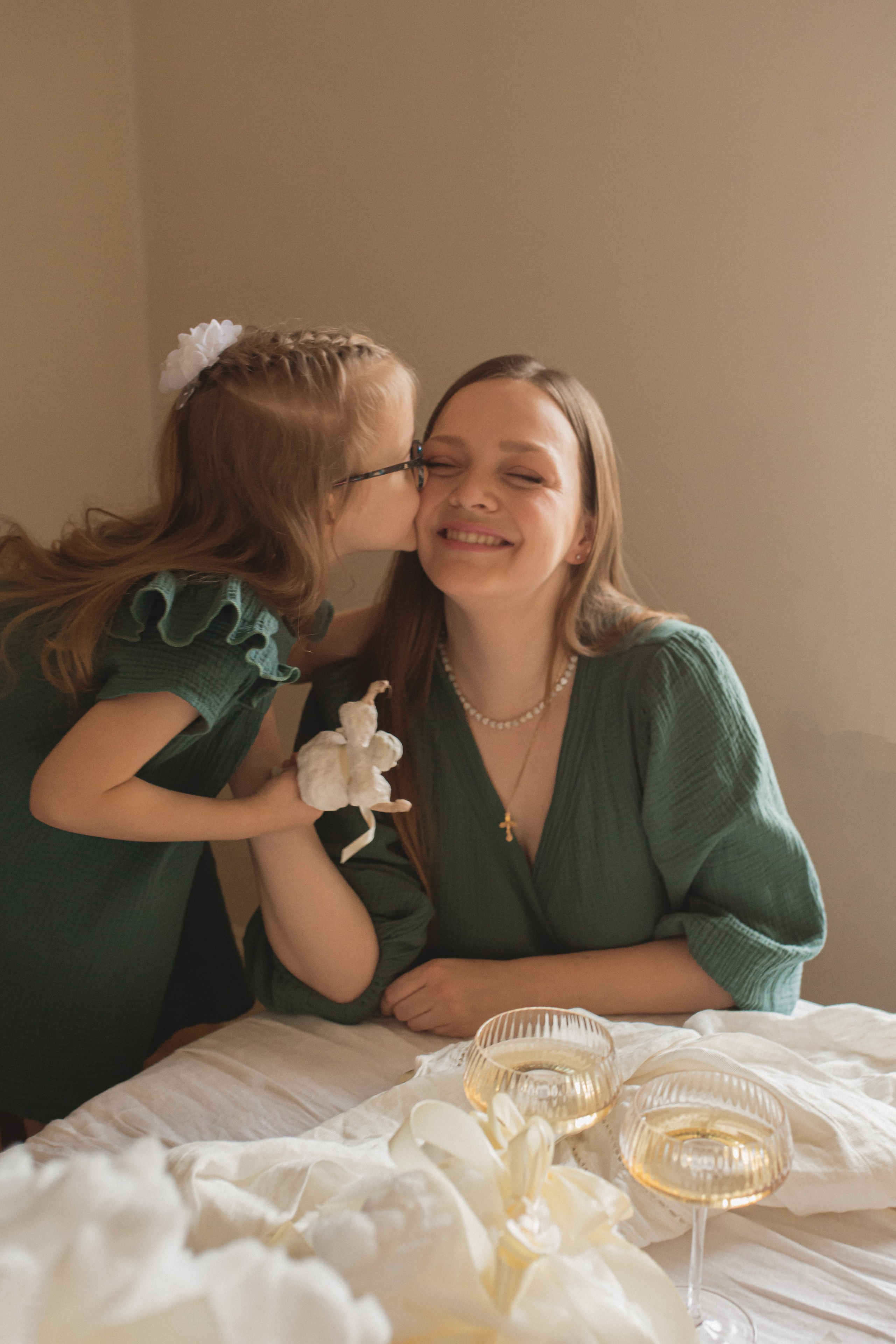 Паша, Юля, Кира и Верочка. Фотограф Таинств Крещения и Венчания в г. Курске