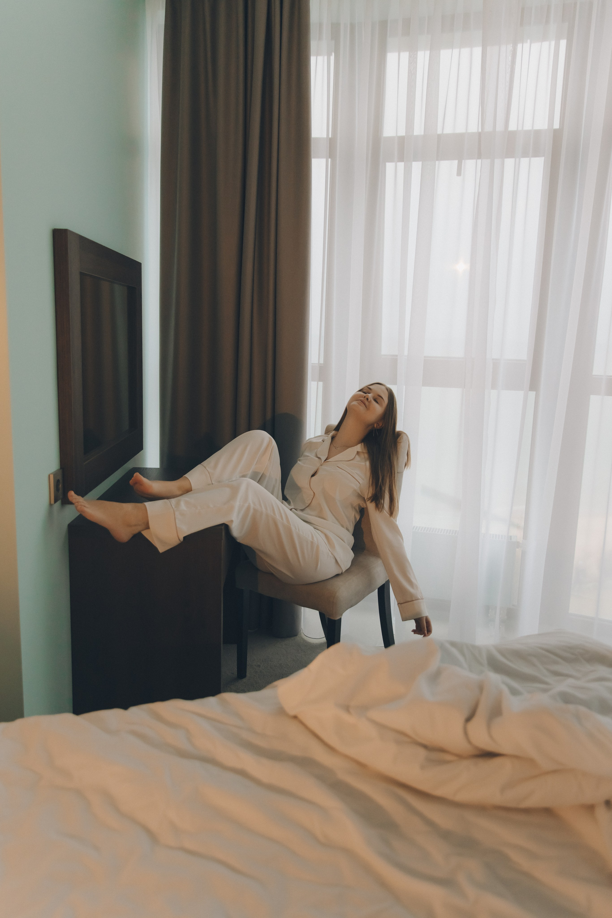 Lovestory в отеле «Кандинский». Фотограф Зеленоградск Красильникова Елена