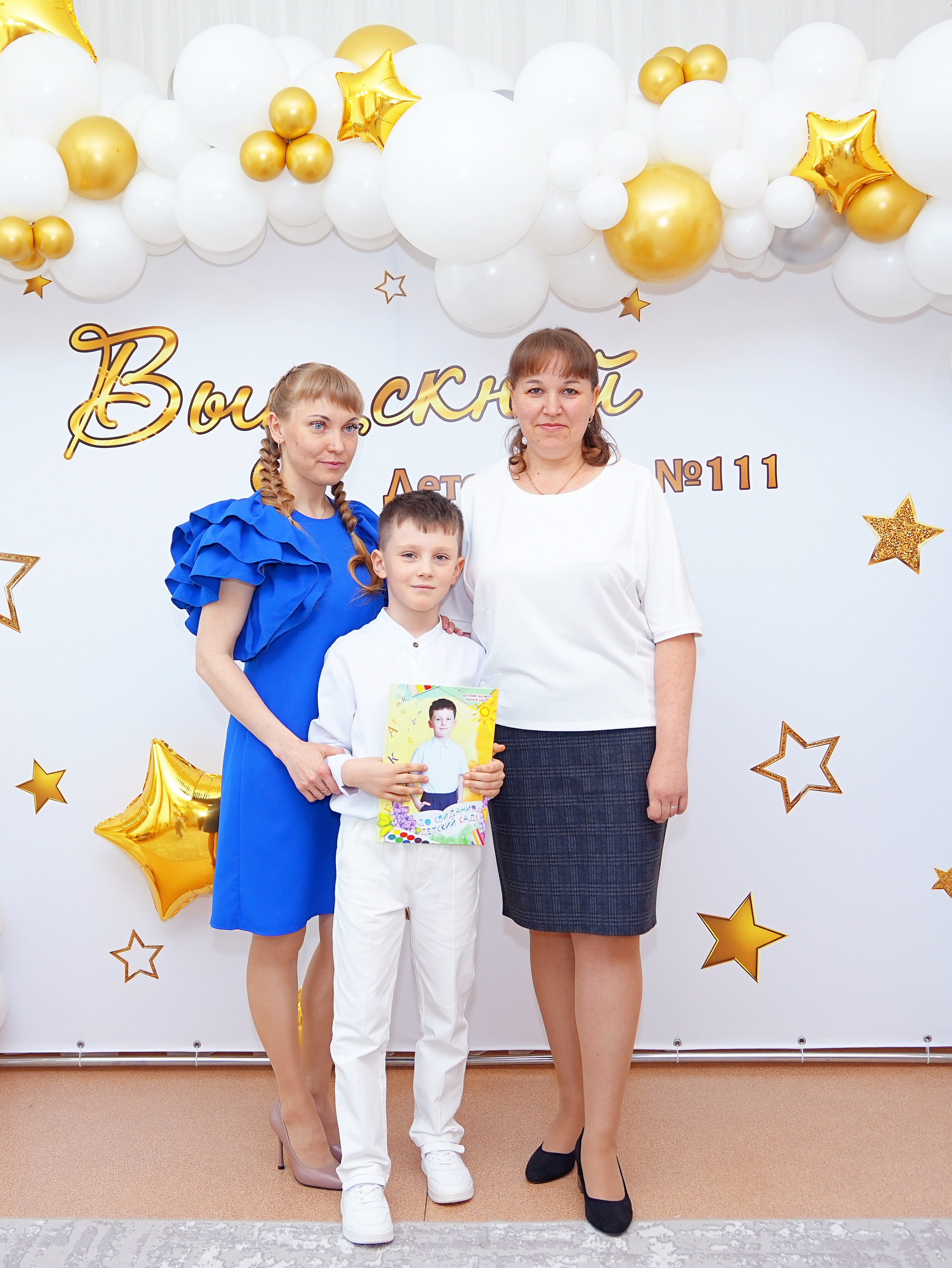 Фотосъемка видеосъёмка фотограф видеооператор новогодних утренников  в. Фотограф, видеооператор Нина Коршунова