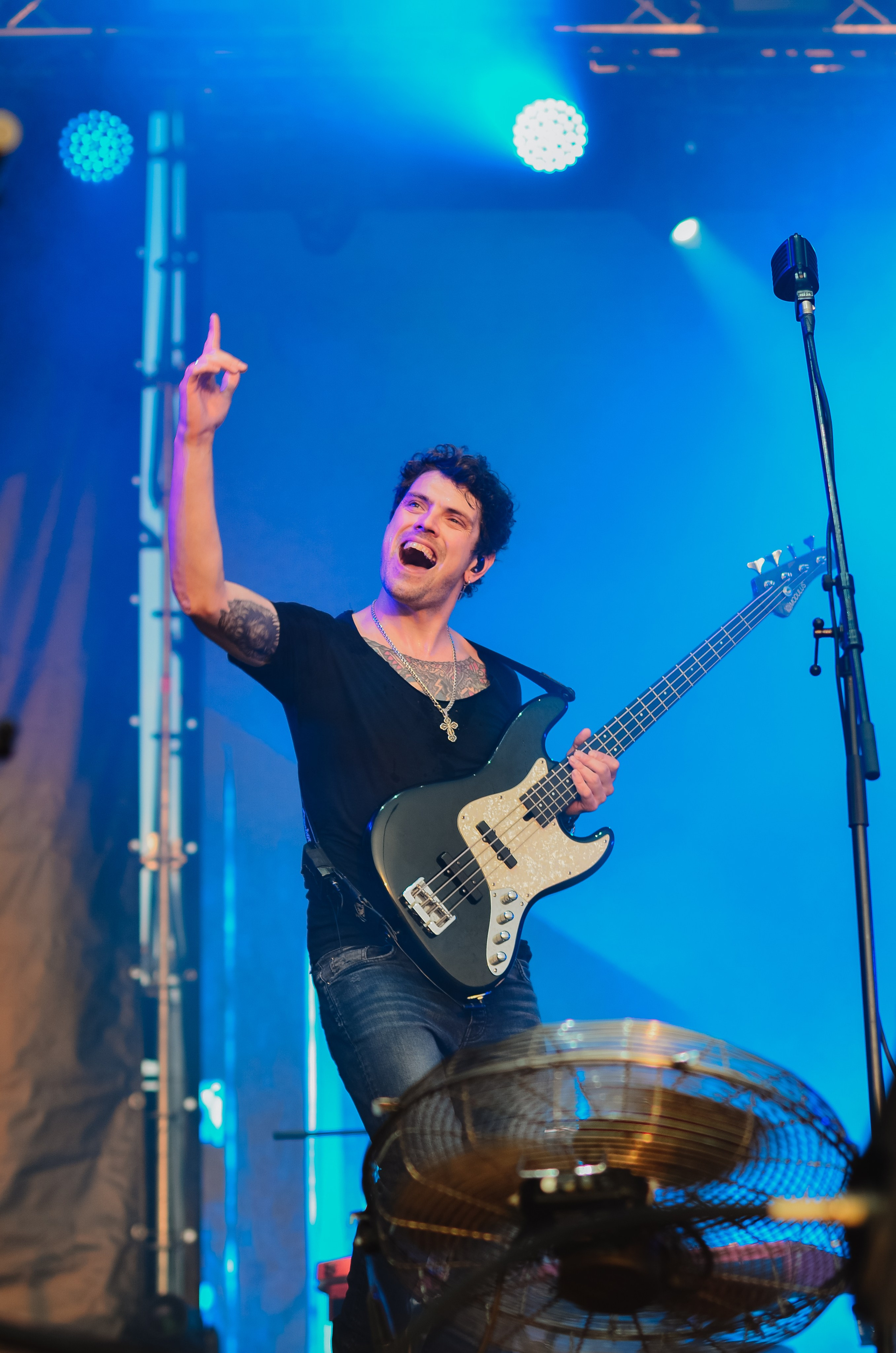 Концерт The Hatters на фестивале «Грань» в Барнауле. Денисова Аля — фотограф для парных съемок и индивидуальных историй в Барнауле