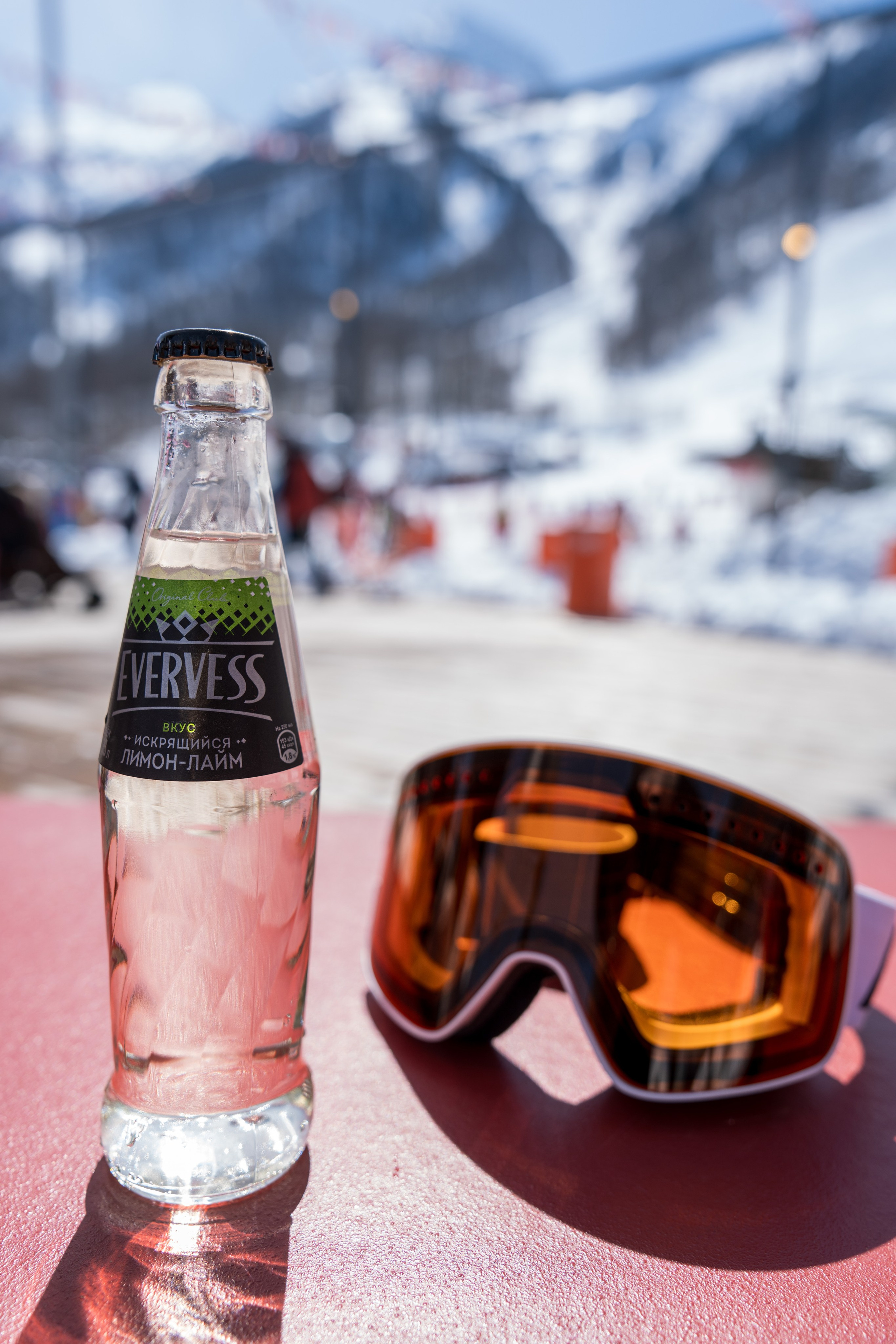 Компания «EVERVESS»: отчет с точек продаж на курортах Красной Поляны. Репортажный фотограф в Красной Поляне и Сочи Павлюченко Екатерина