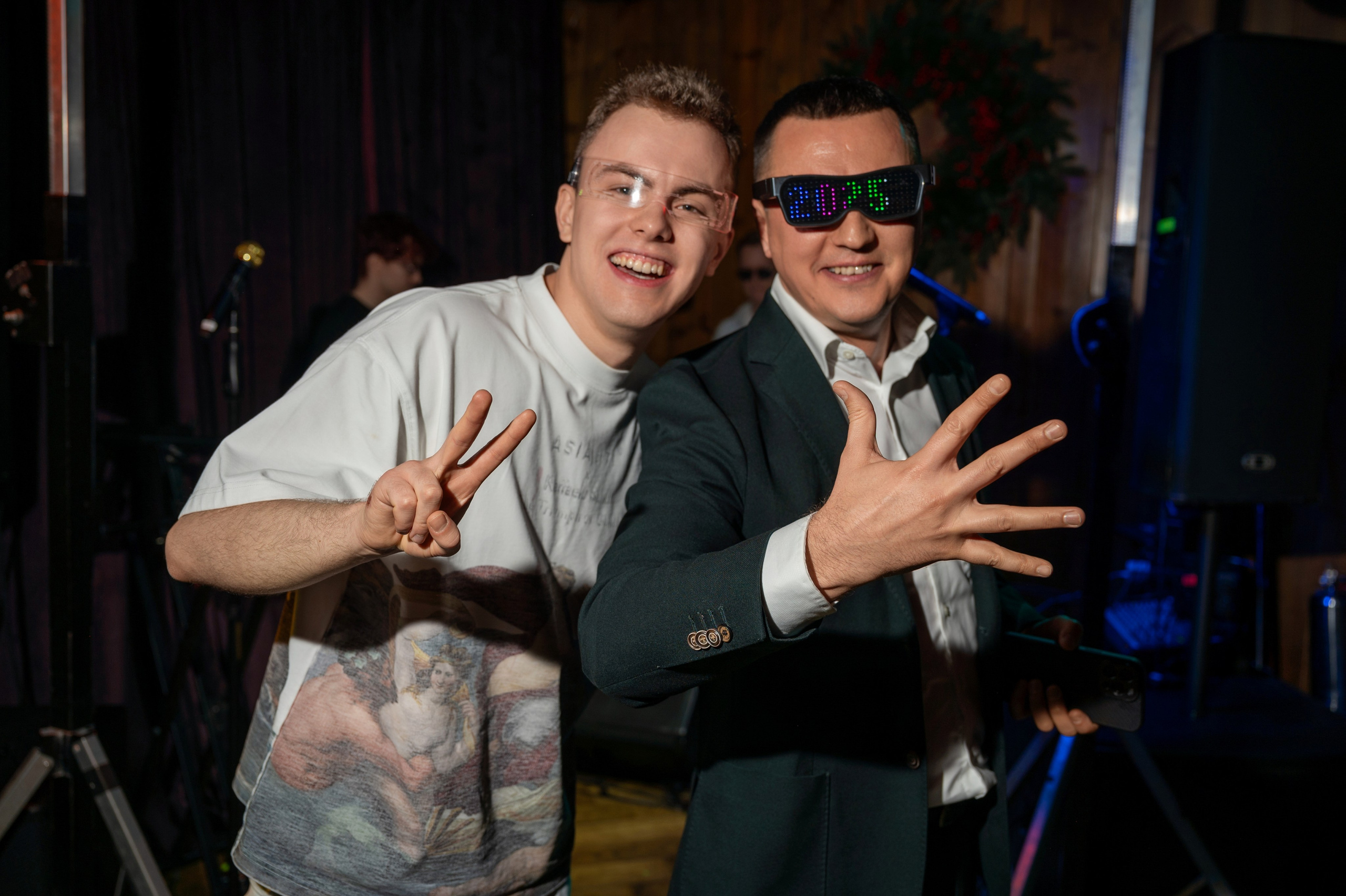 Новый год 2025 в ресторане Red Fox. Репортажный фотограф в Красной Поляне и Сочи Павлюченко Екатерина