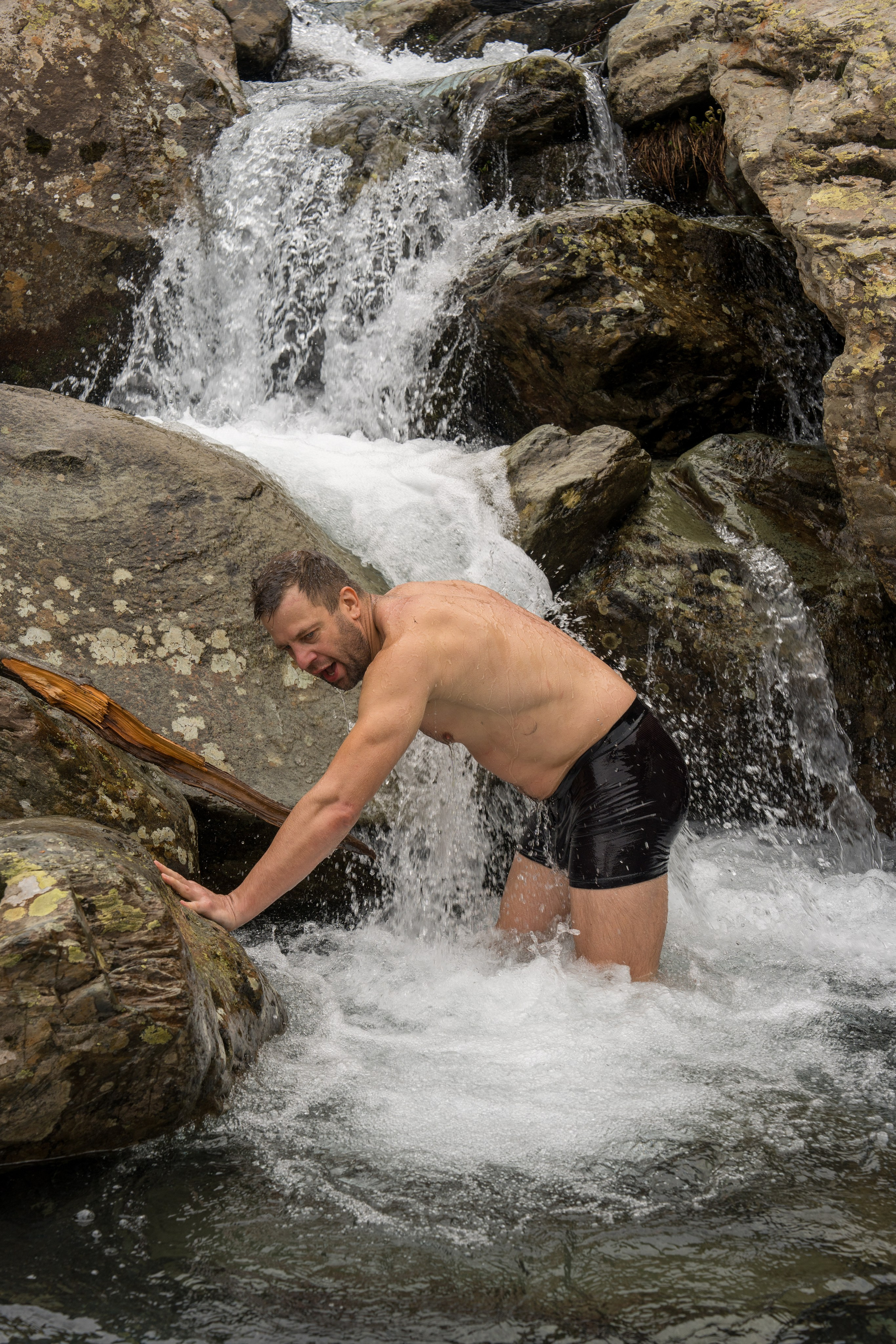 MICE мероприятие для компании «Доставка морем»: хайкинг к Ачипсинским водопадам. Репортажный фотограф в Красной Поляне и Сочи Павлюченко Екатерина