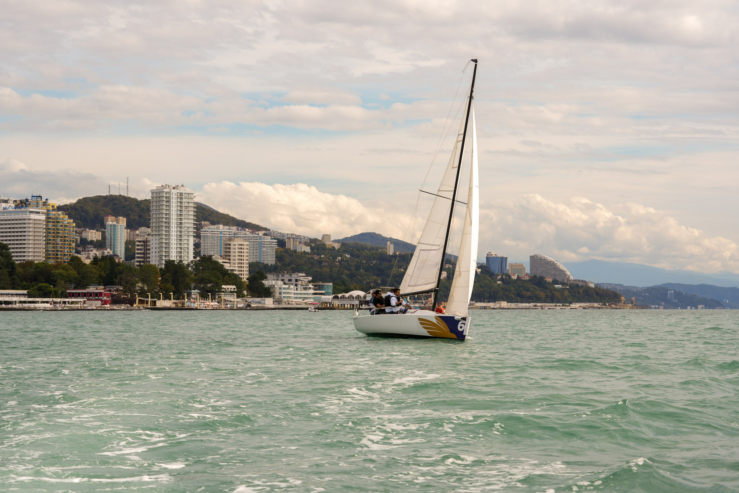 Яхтенная регата для компании Агрегатка. Репортажный фотограф в Красной Поляне и Сочи Павлюченко Екатерина