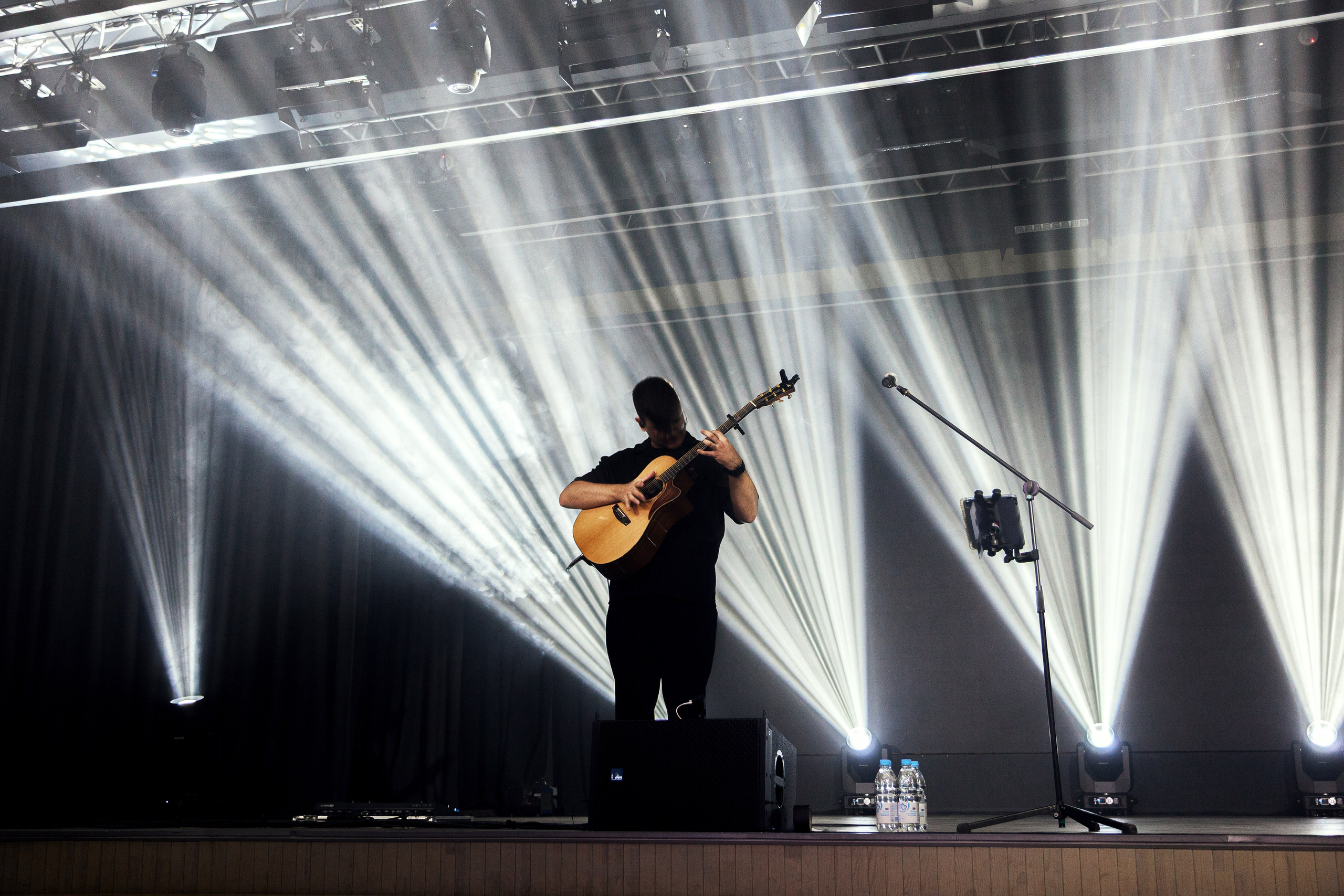 Дамир. Сольник Ноябрь 2025. Design Muginov