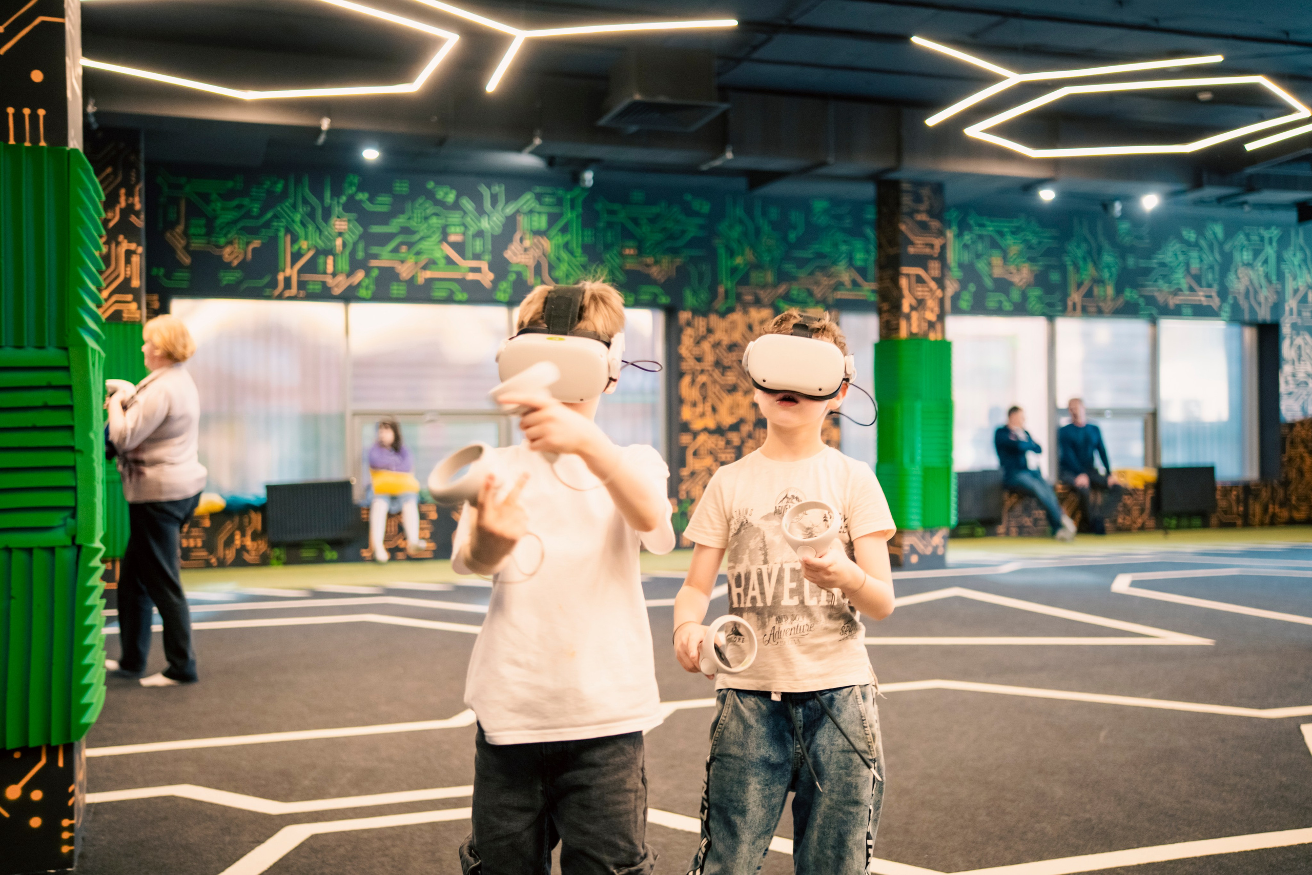 VR April-May. Felixtones