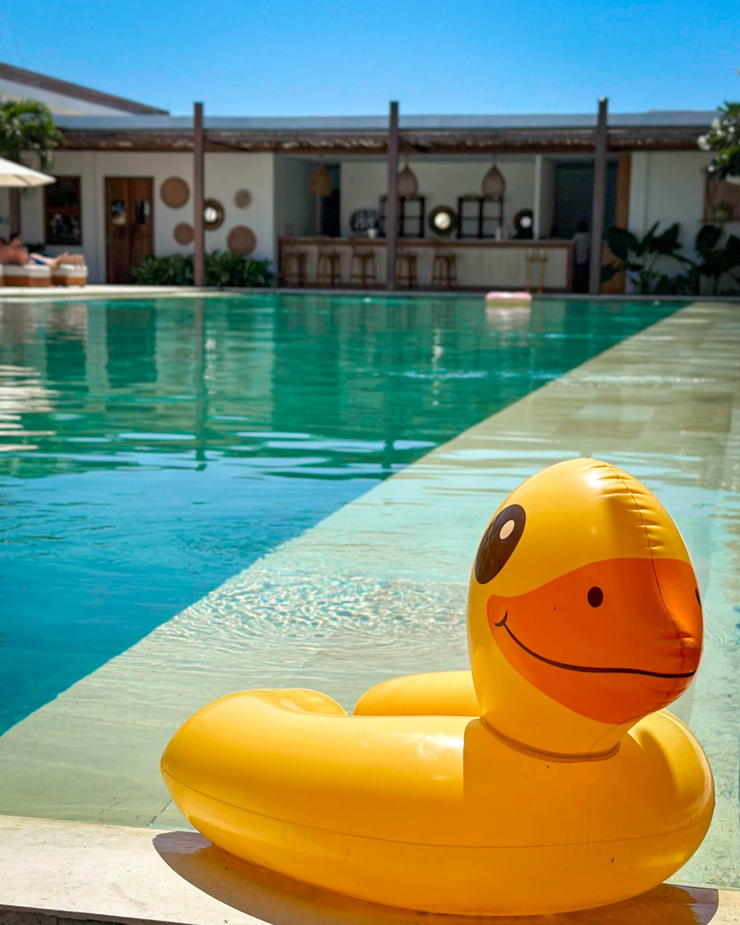 Cocana Resort, Gili, Indonesia. Alina and Vlad — hotel & brand content creators