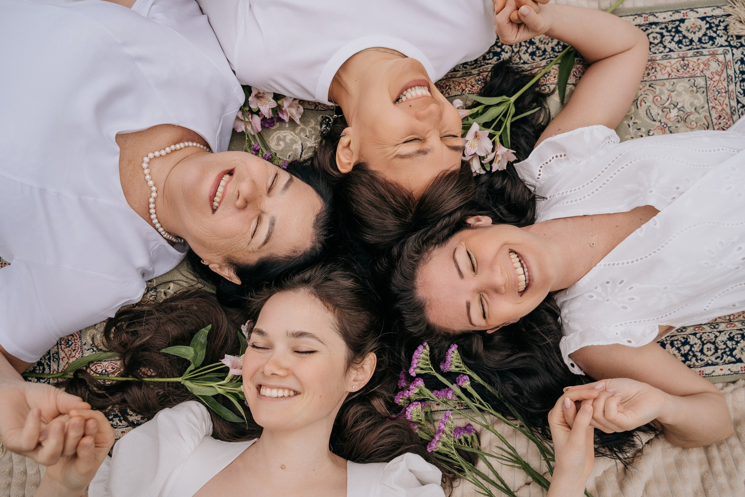 Две дочери две мамы две сестры. Свадебный семейный фотограф Ксения Божко Уфа Раевка никах в Нарыстау