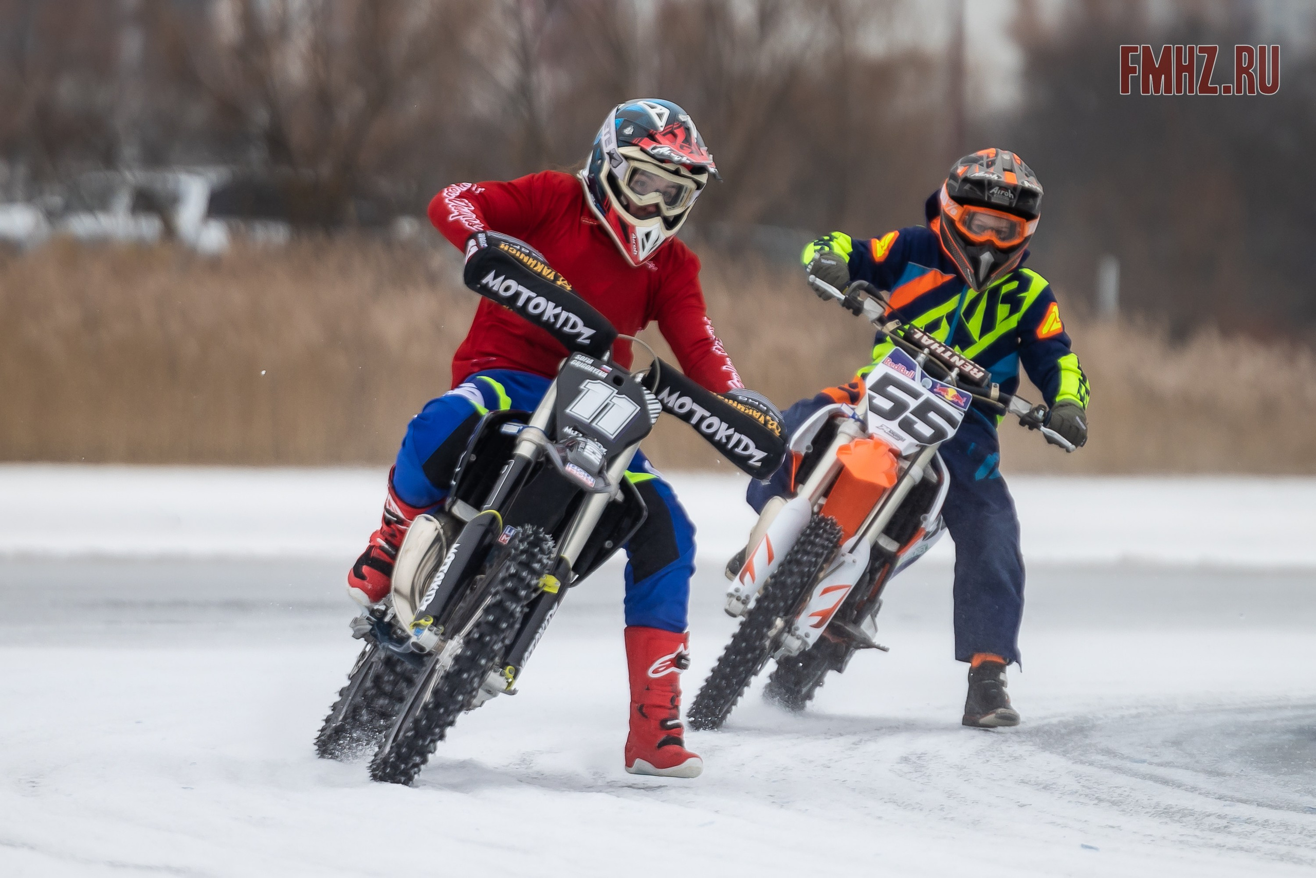 Первый этап Кубка МФР по мотокроссу на льду Большого Крылатского пруда в Москве. 8 февраля 2025 г. Фотограф Владимир Охрименко