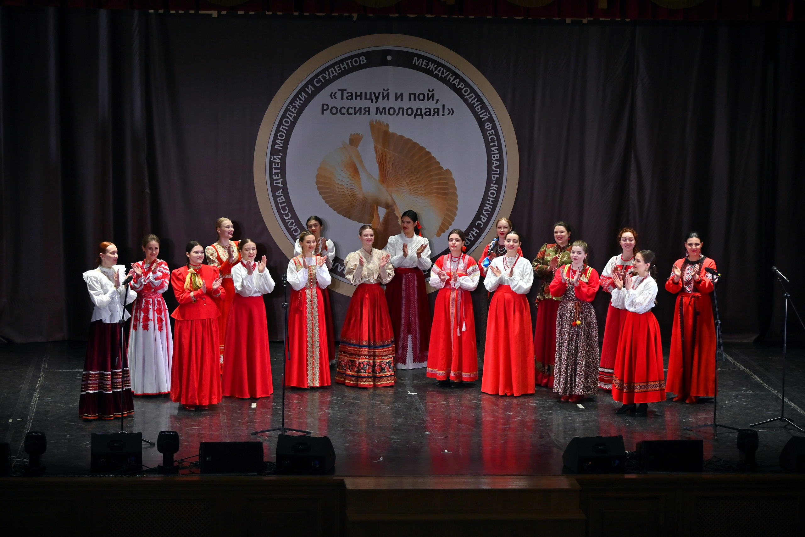 Гала-концерт. Танцуй и пой, Россия Молодая! 22.04.2024. Профессиональный фотограф в Москве Алёна Котова