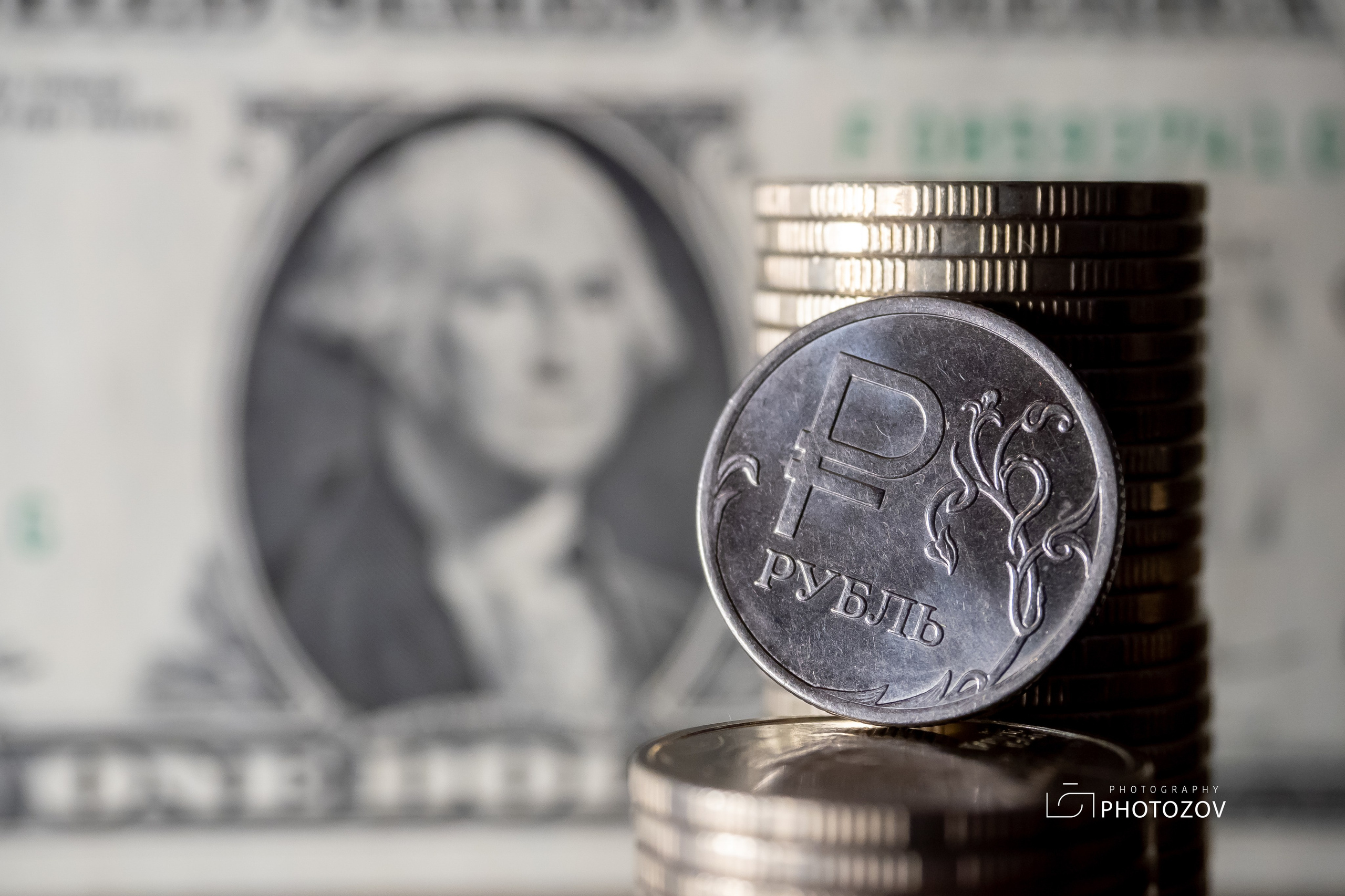 Фото на тему деньги, финансы, рубли, валюта