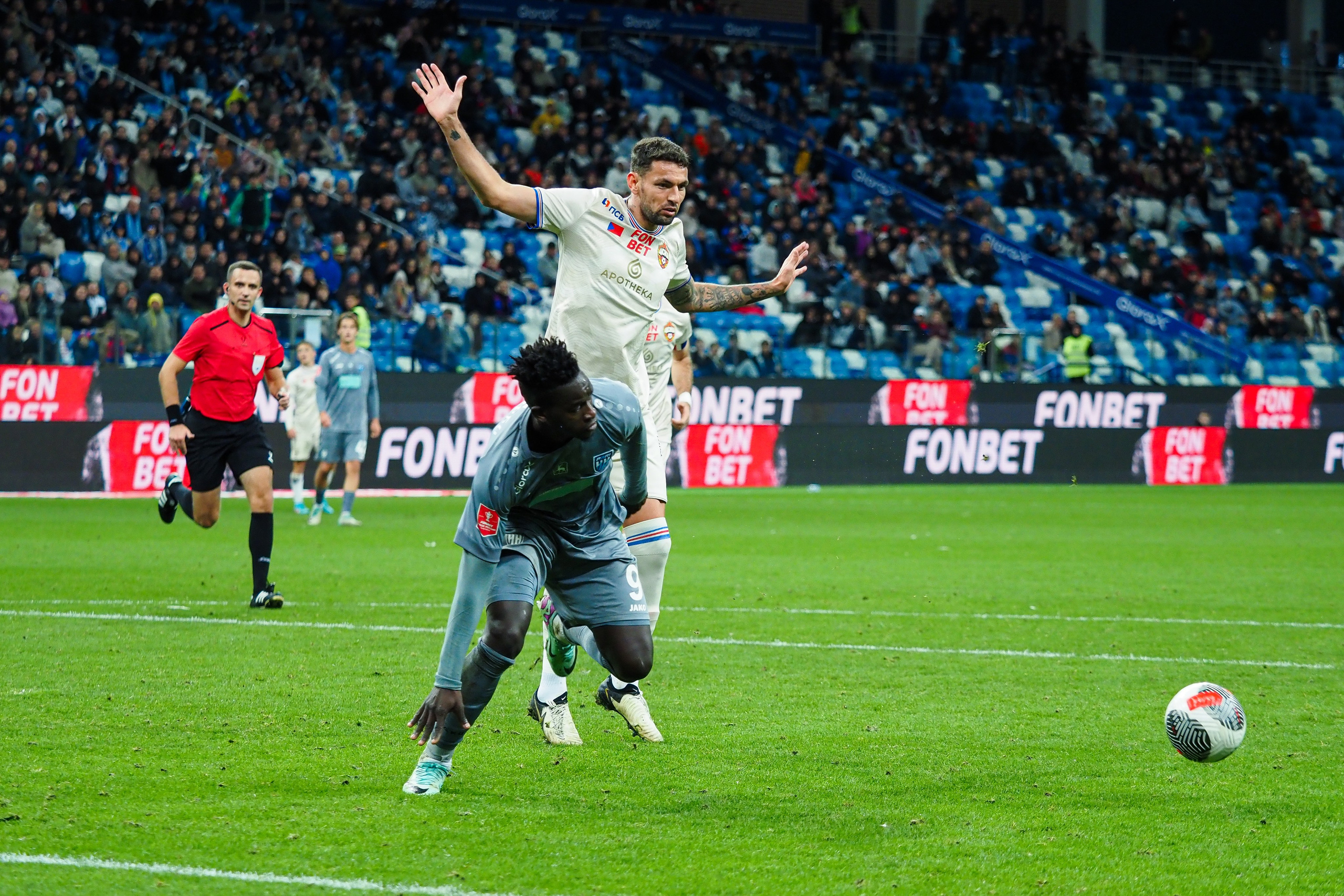 Футбол (РПЛ). Репортажный фотограф Алексей Козьмин