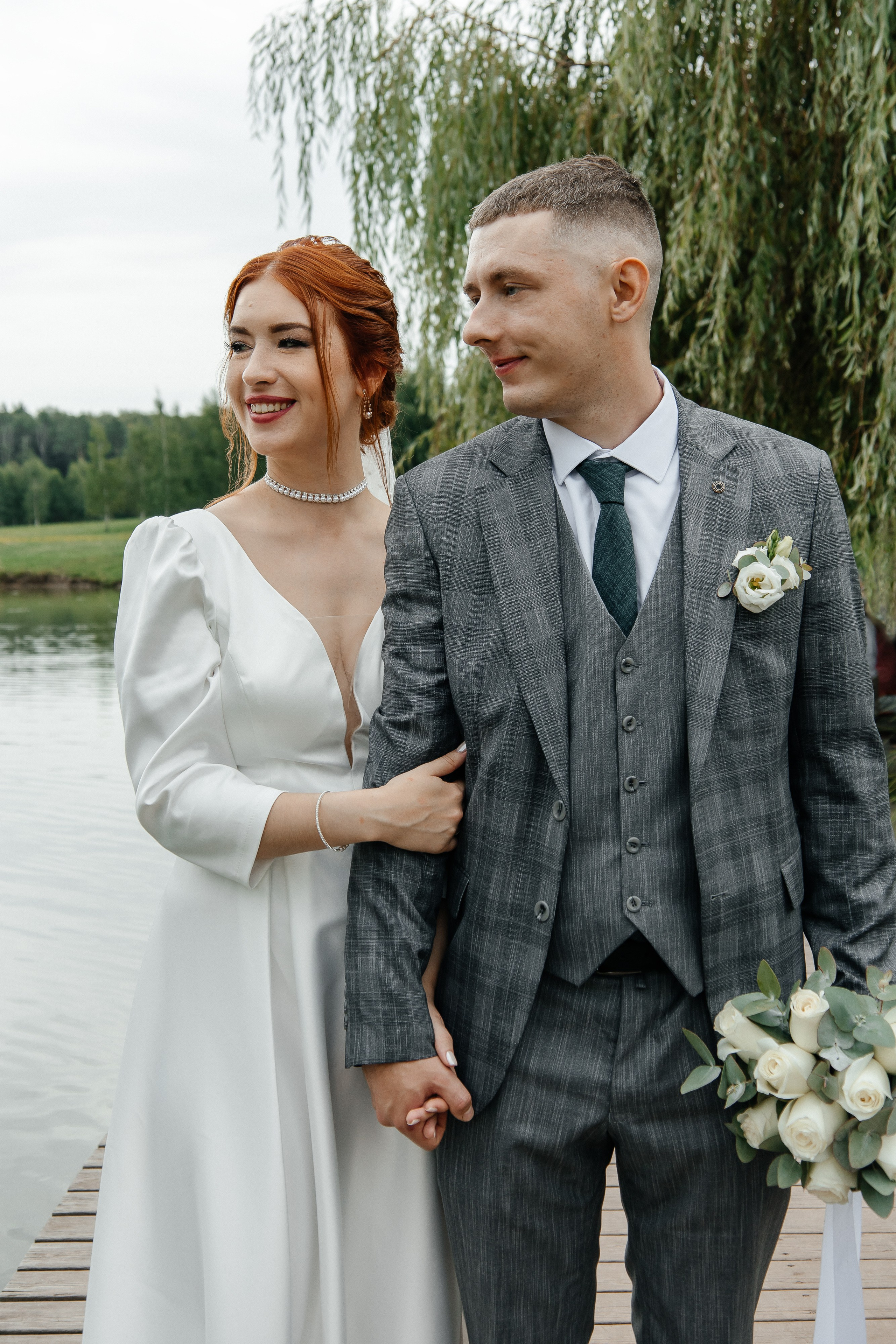 Свадебная прогулка. Контент и свадебный фотограф в Одинцово и Москве. Вакульчик Екатерина