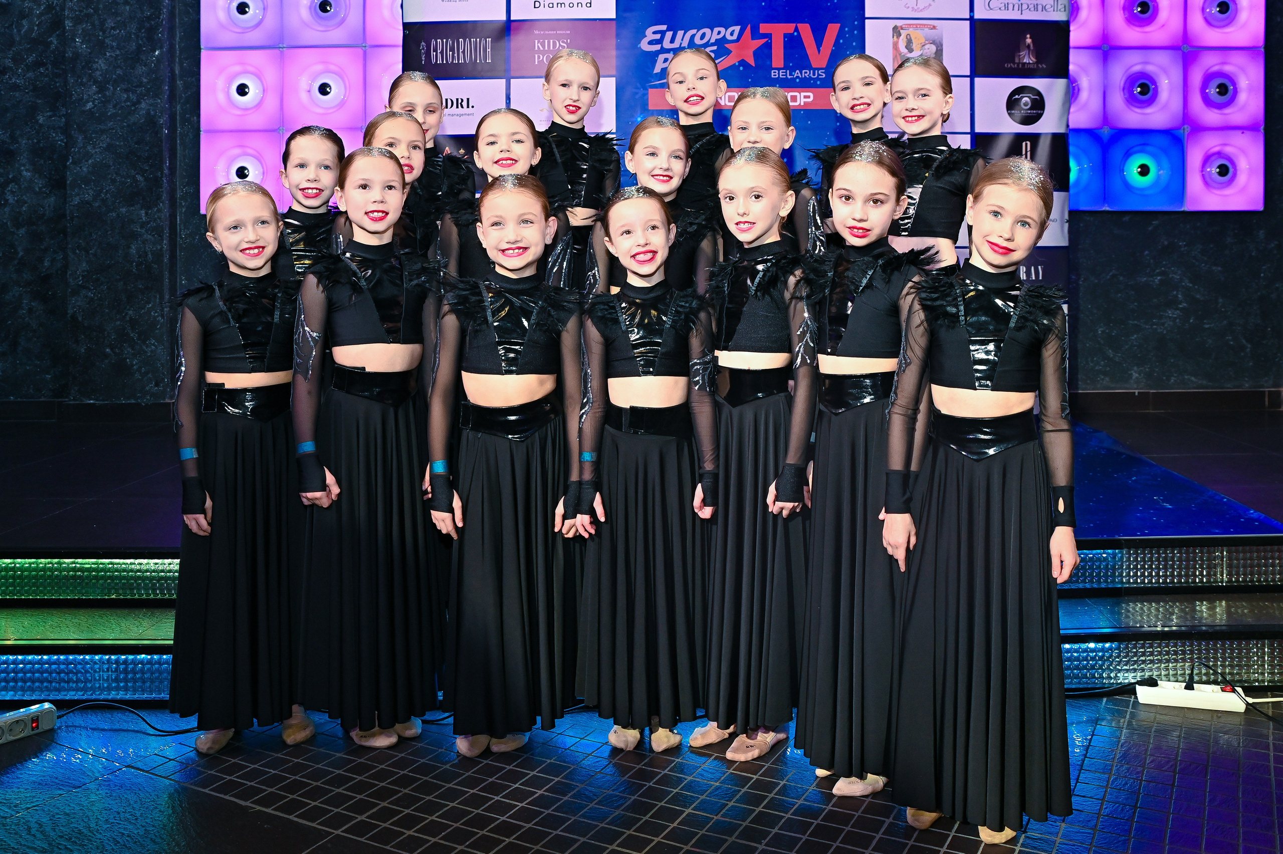 Большая новогодняя тусовка. Фотоуслуги, услуги фотографа, фотографирование важных событий