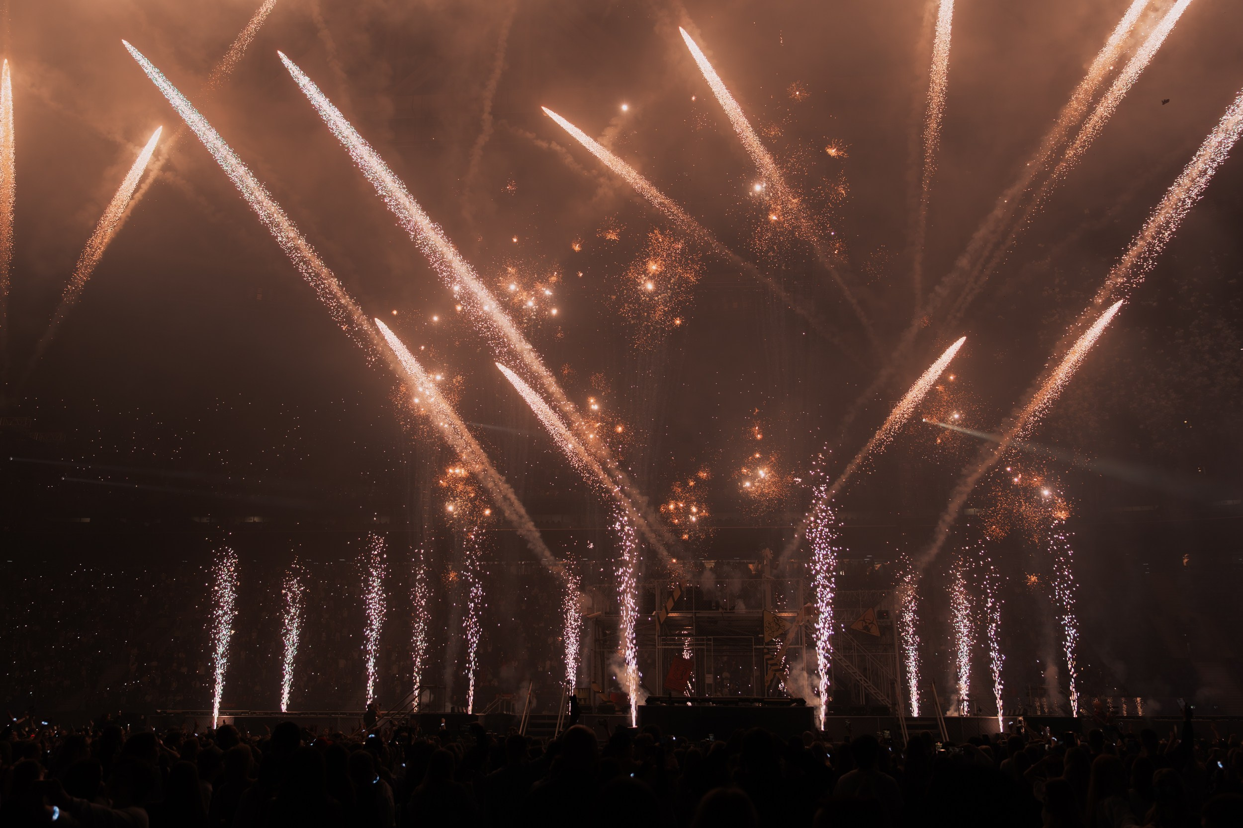 Егор Крид. Портретный и репортажный фотограф в Санкт-Петербурге Максим Пашков