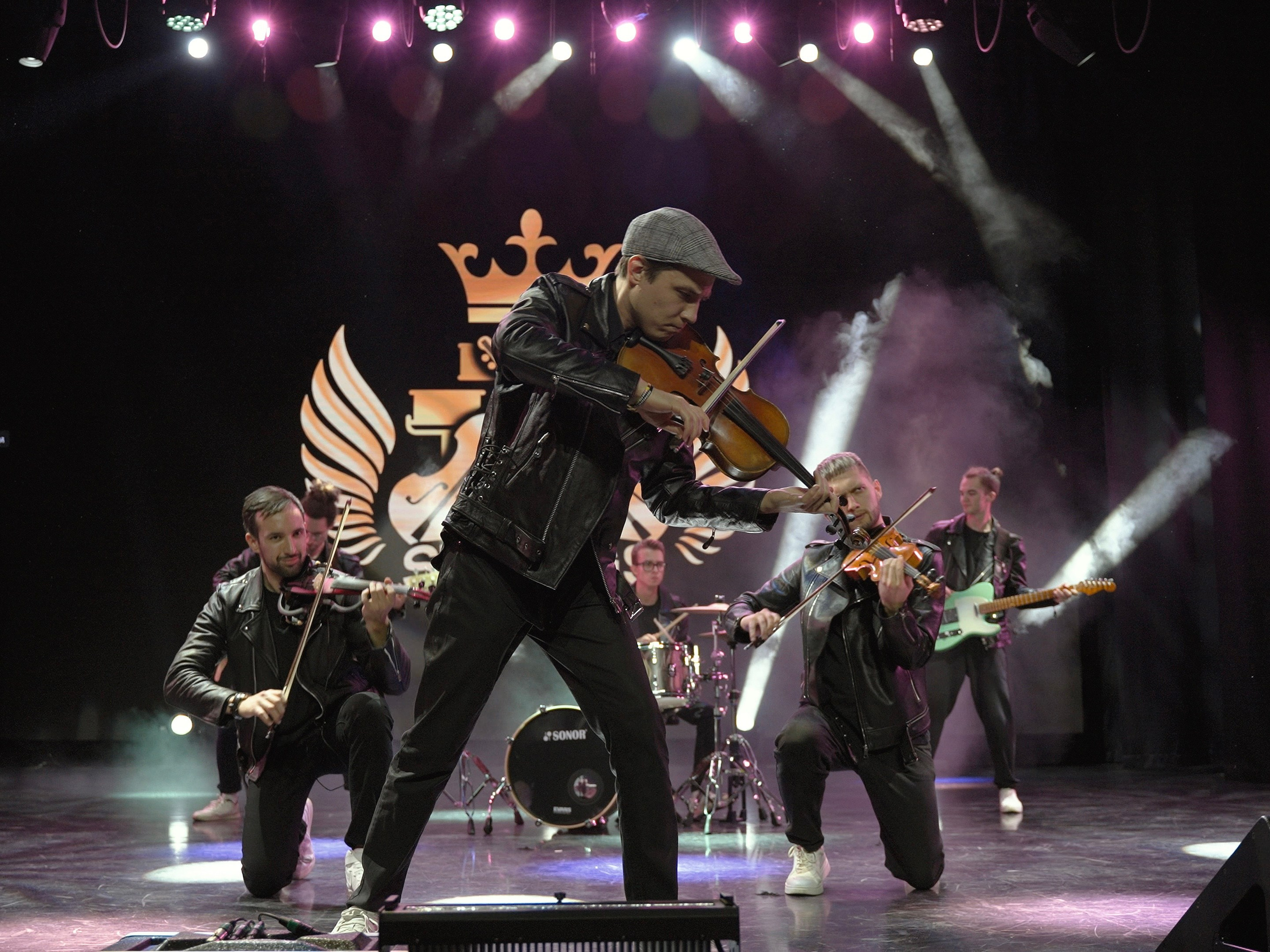 Strings Men. Just Brass