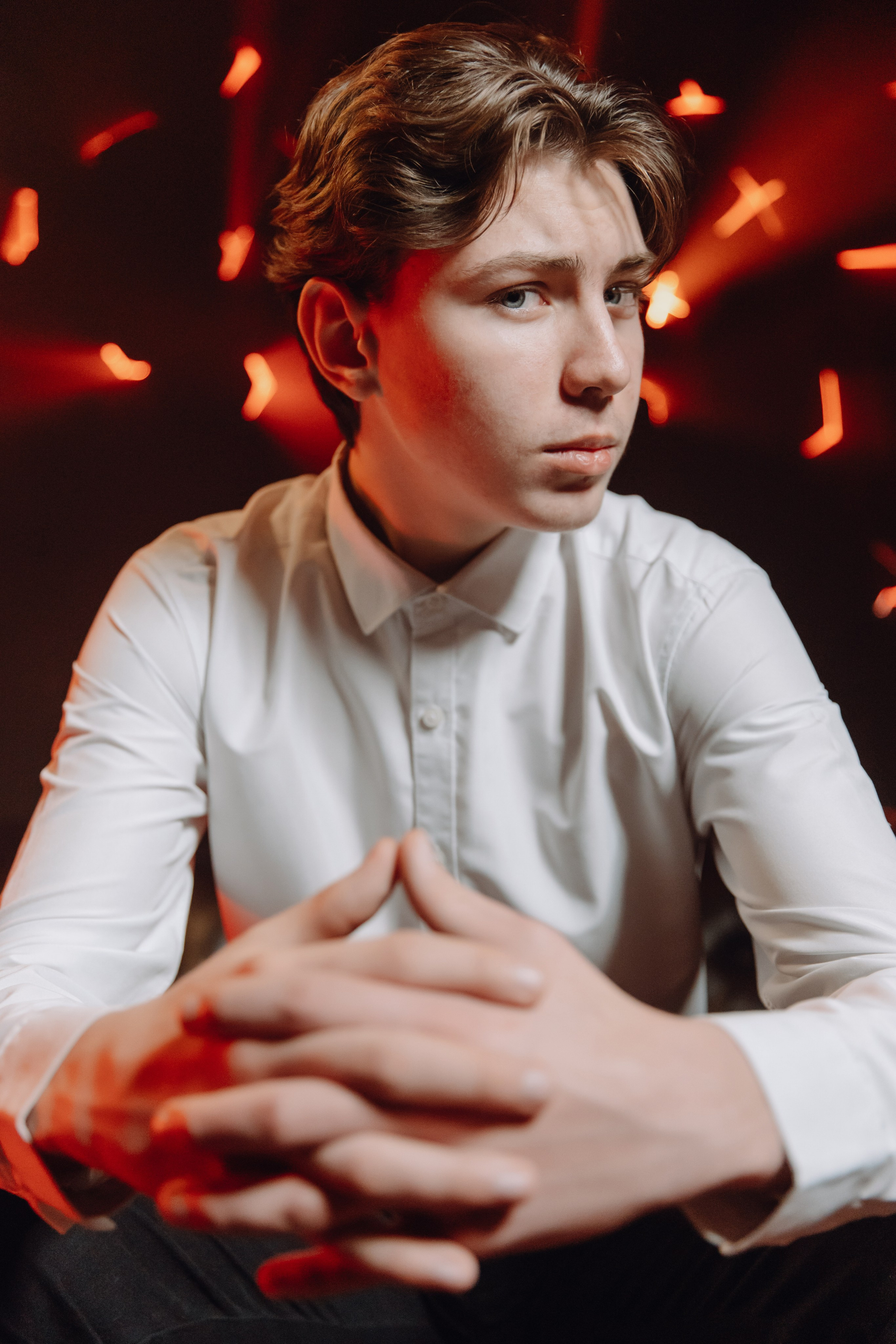 Школьные альбомы в Чернянке. Фотограф Максим Никонов