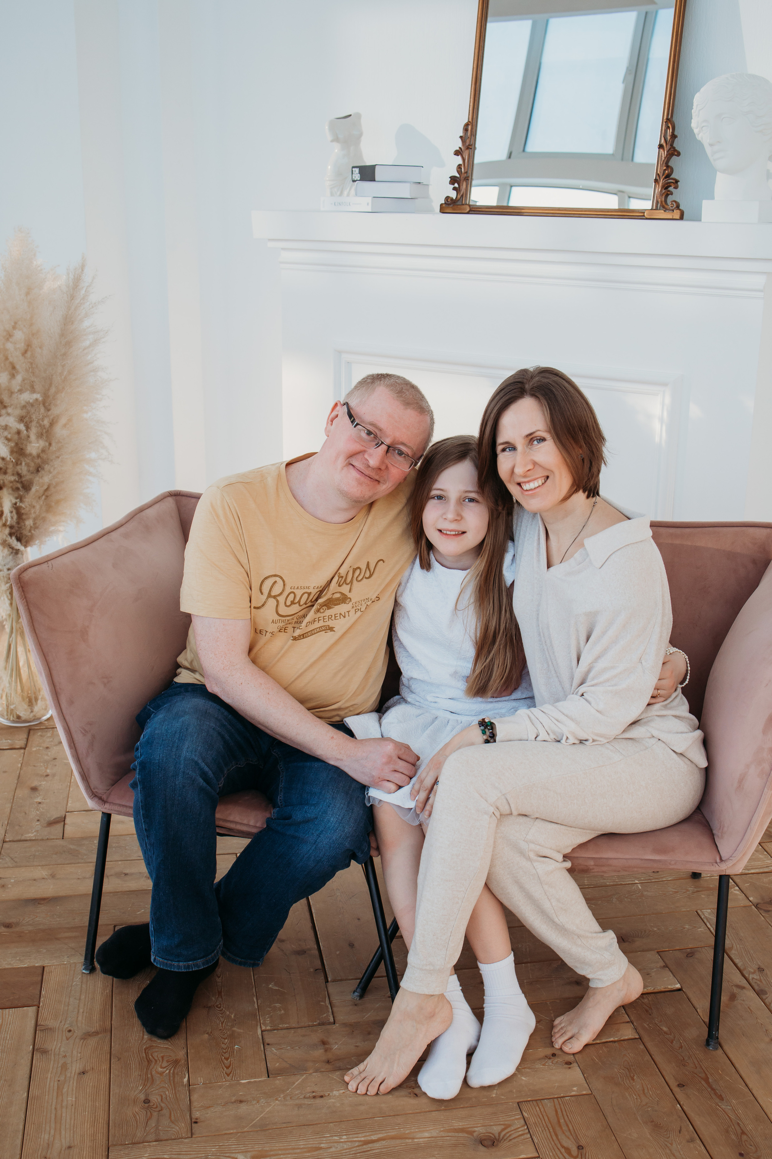 Семейная съемка в студии. Фотограф Людмила Смирнова. Фотокниги. Косулино. Екатеринбург