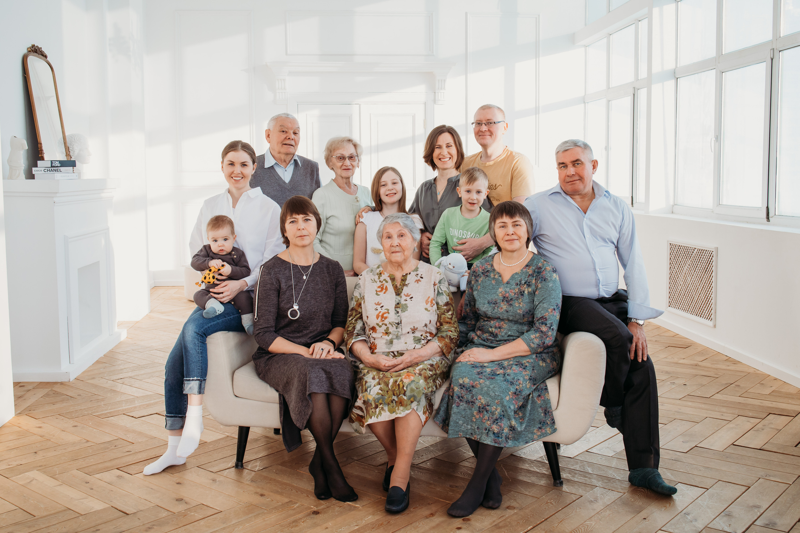 Семейная съемка в студии. Фотограф Людмила Смирнова. Фотокниги. Косулино. Екатеринбург