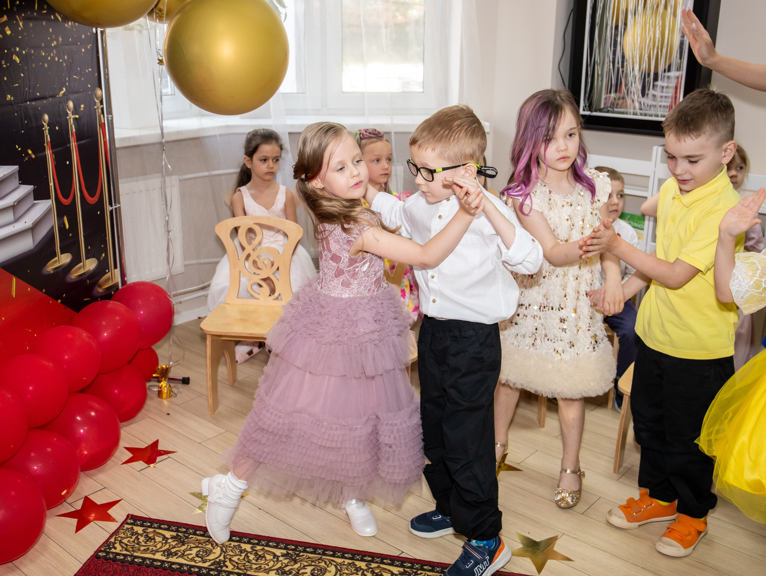 Утренник дет сад. Свадебный и семейный фотограф в Москве Мила Широких