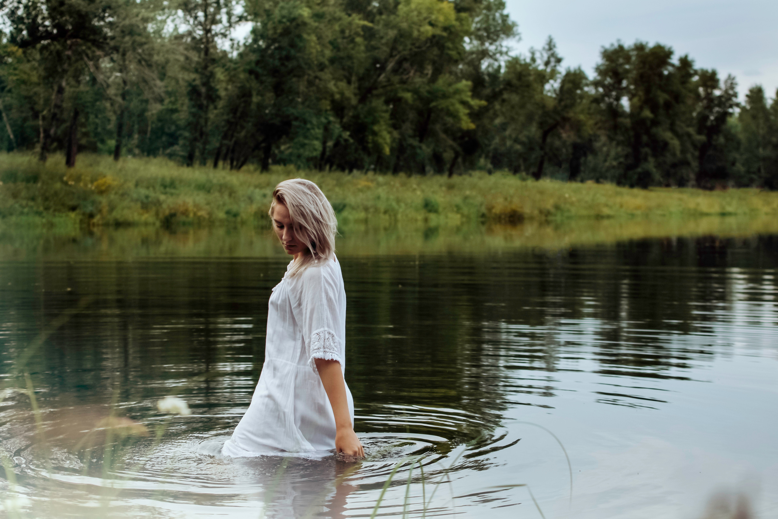 Будуар у воды. Фотограф в Красноярске / Дивногорске. Файзулина Анастасия