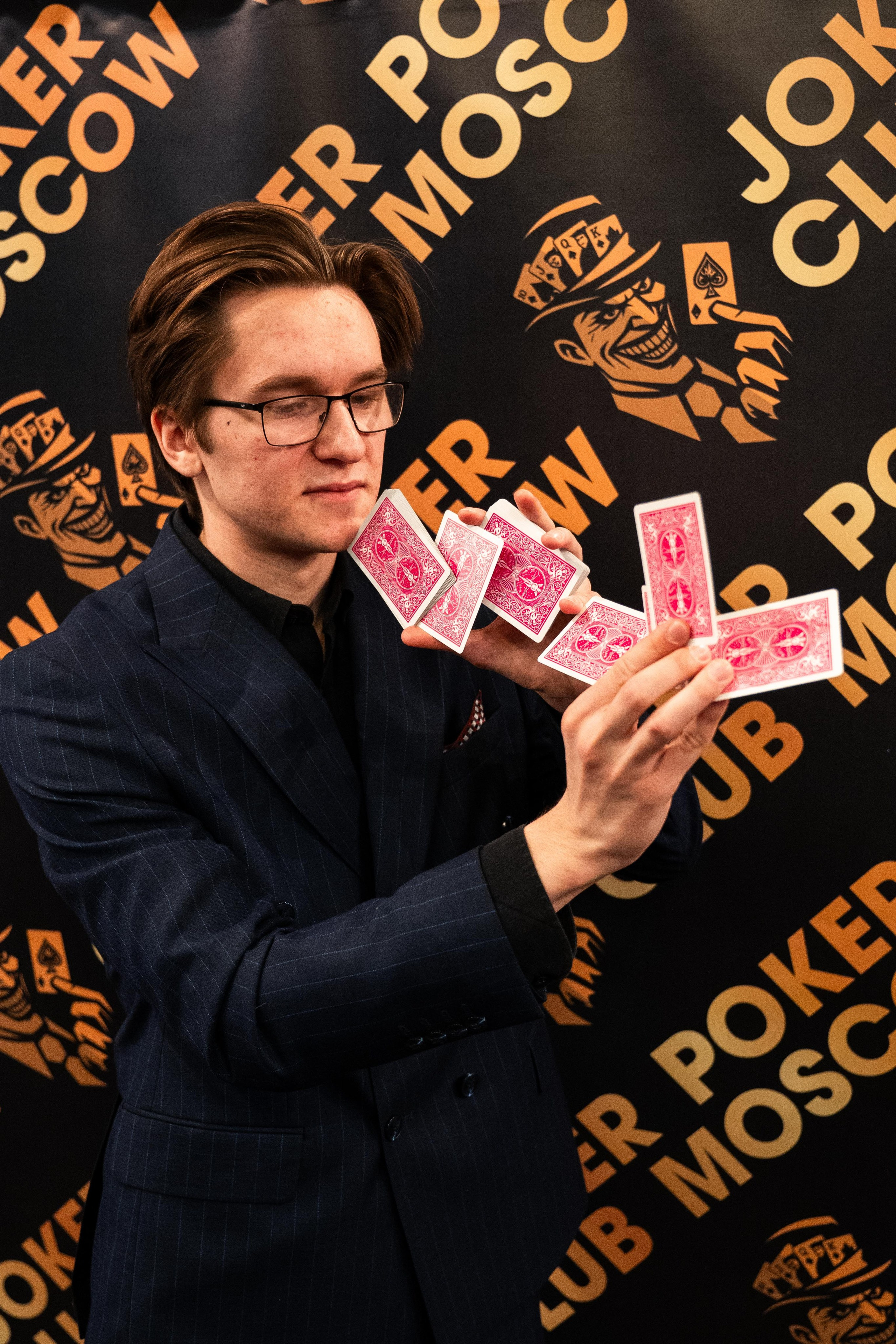 Joker Poker Club 01.03.2026. Коммерческий и художественный фотограф и видеограф в Москве Арсений Тургенев