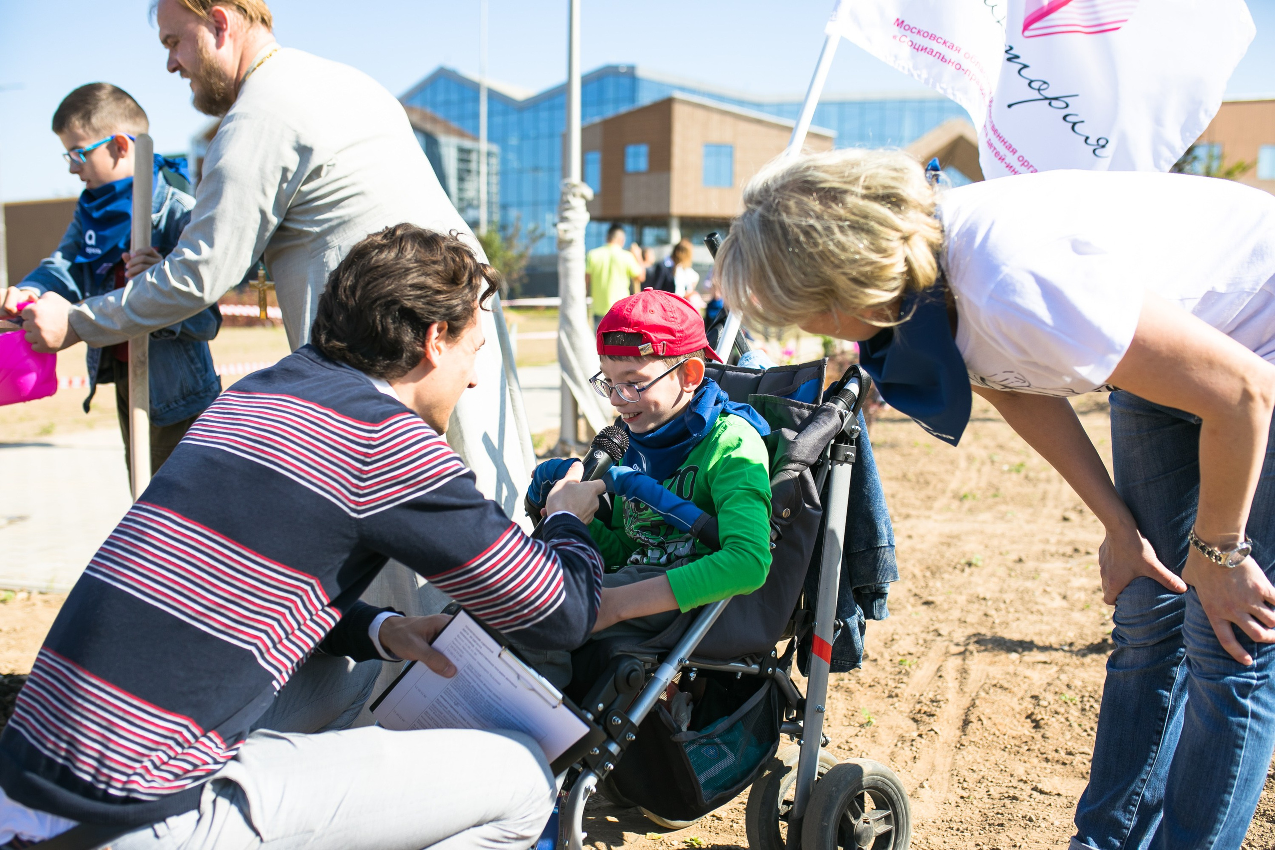 Экологическая акция «Акварельная аллея» ТРЦ Акварель Парк г. Пушкино. Портретный фотограф в Москве Анна Лукерьина