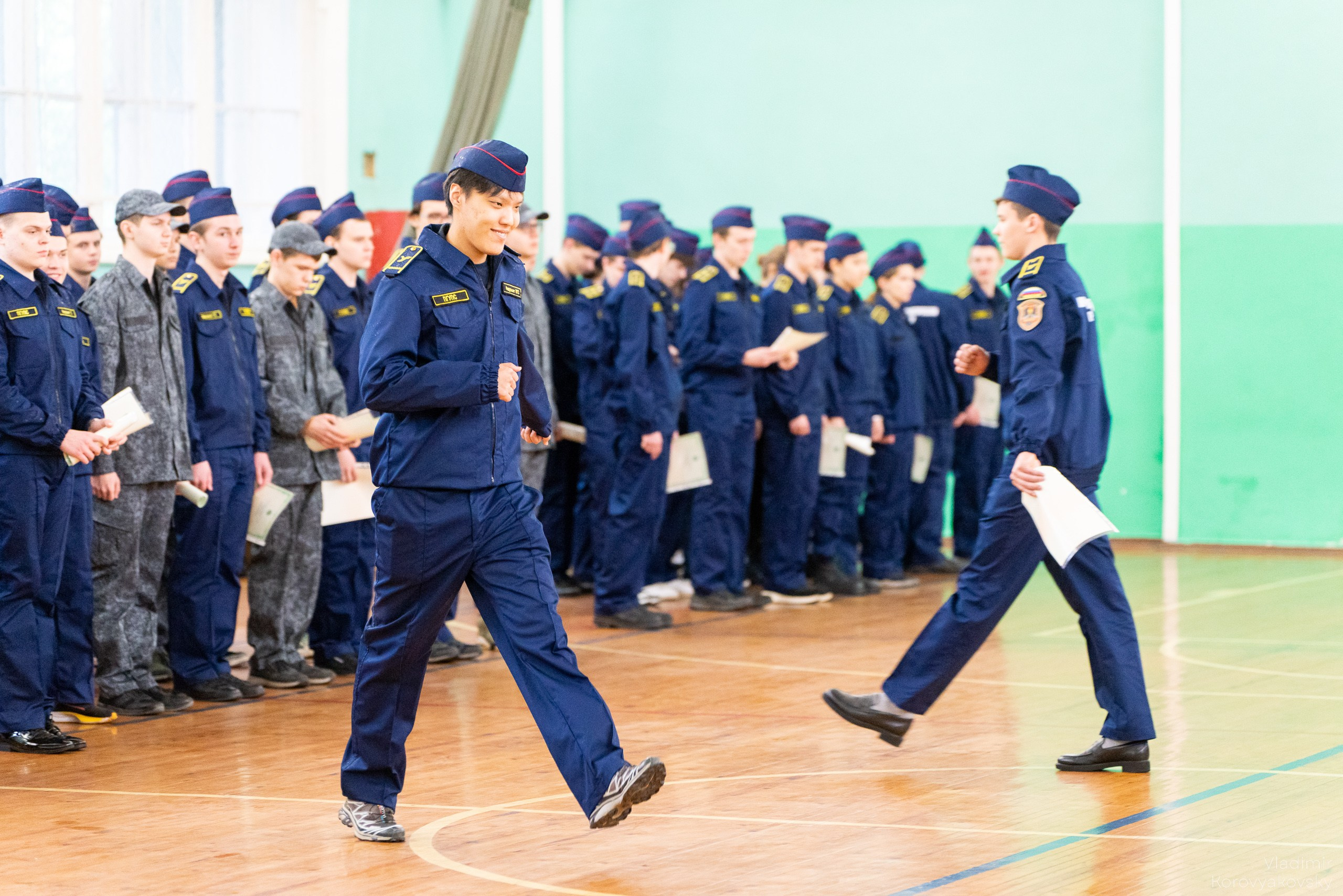 Торжественное закрытие курса военной подготовки. Фотограф Владимир Коровяковский