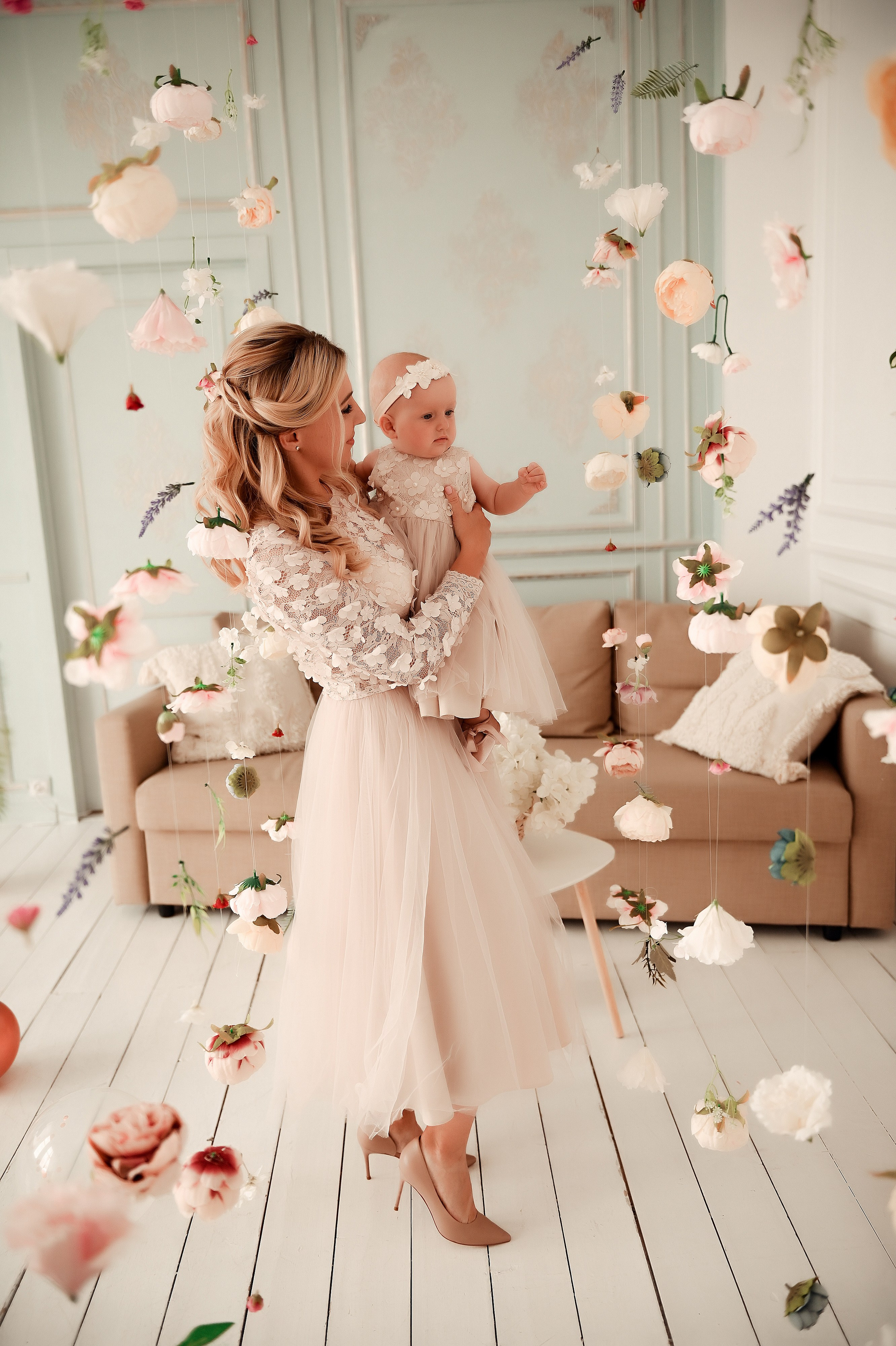 Семейная на 1 годик. Свадебный, семейный, детский, контент фотограф в Омске Максим Ильин