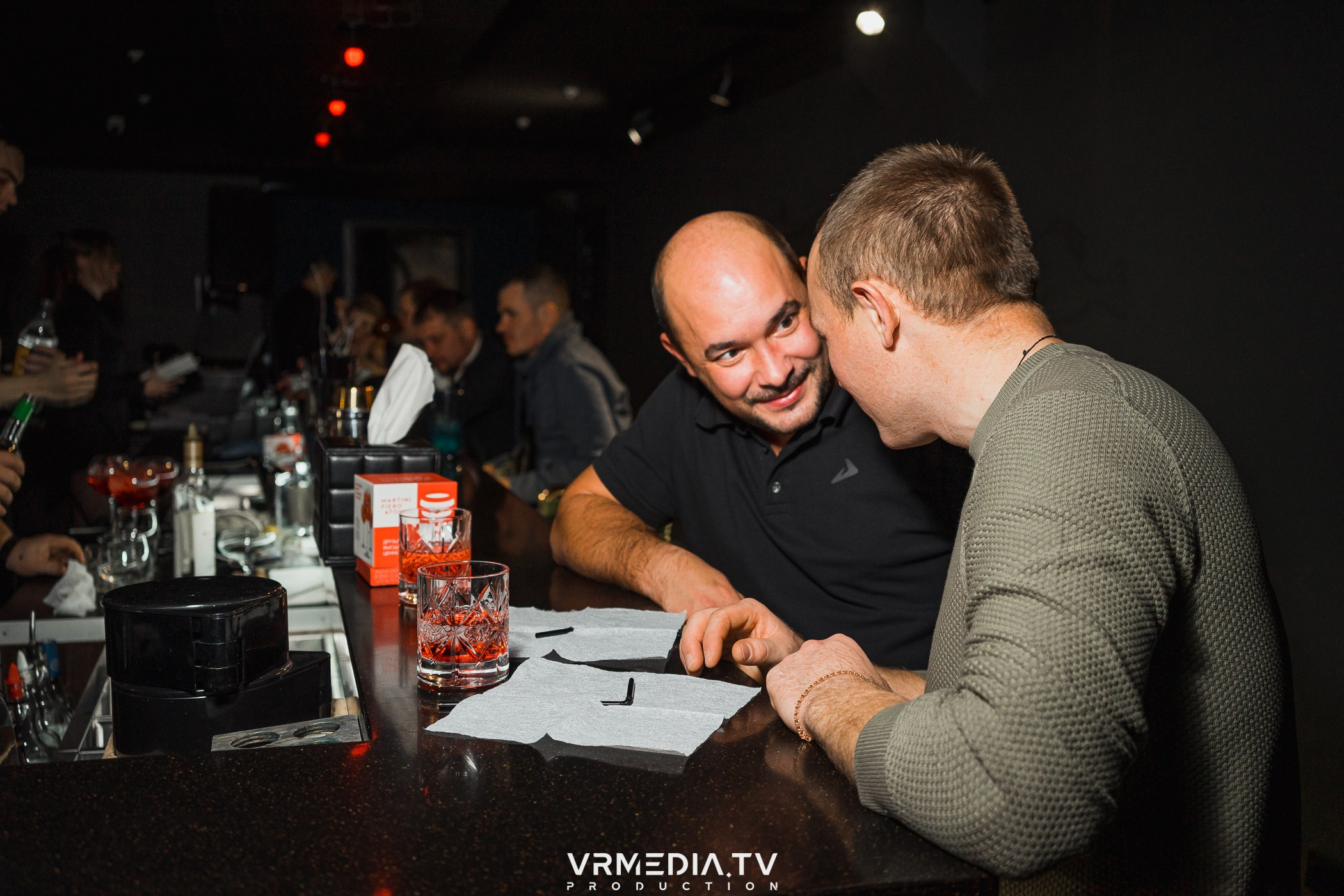 НОВОГОДНЯЯ РАЗМИНКА в караоке-баре «Volna»