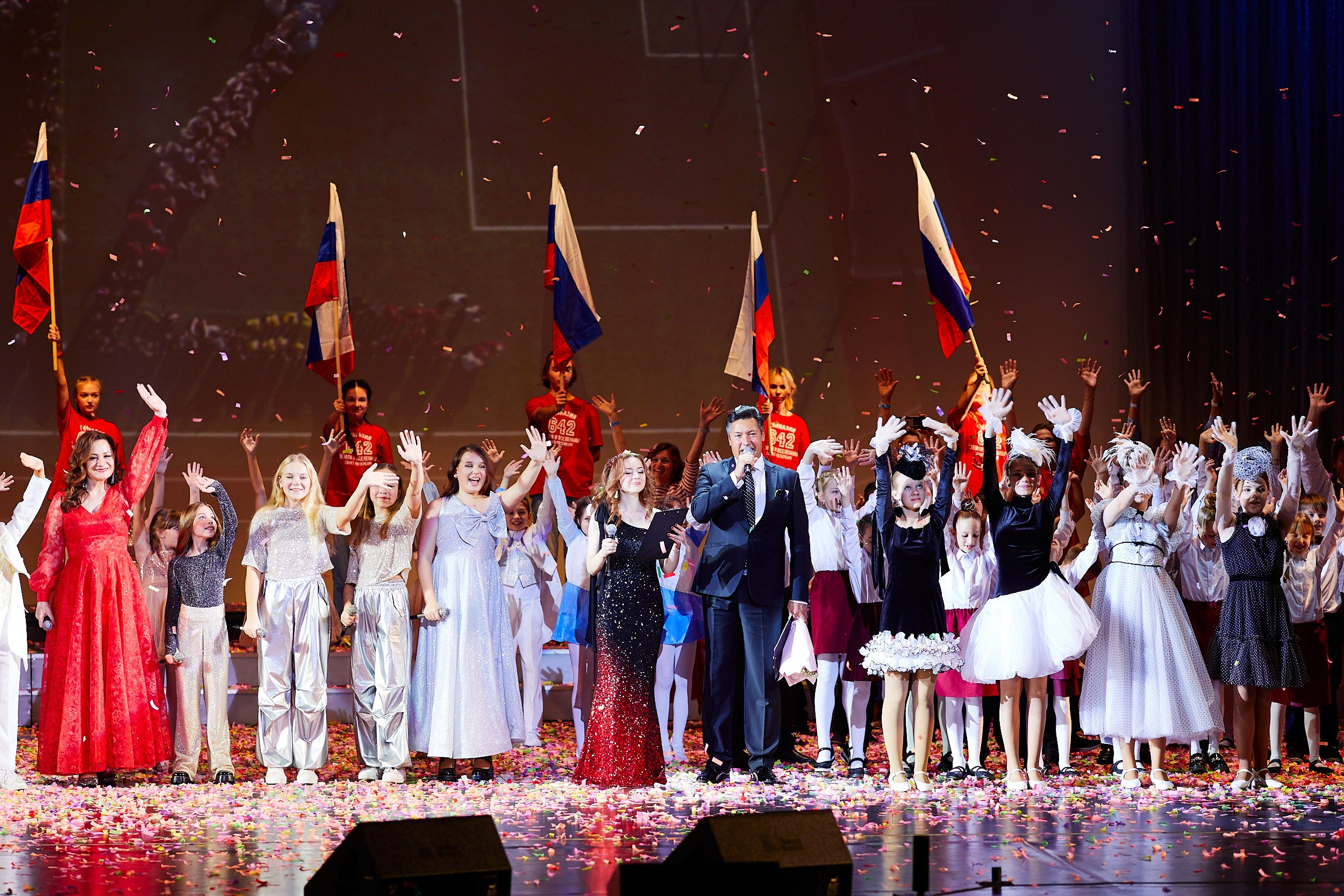 30-летний юбилей гимназии № 642 «Земля и Вселенная». Алексей Соколов. Фотограф. Санкт-Петербург