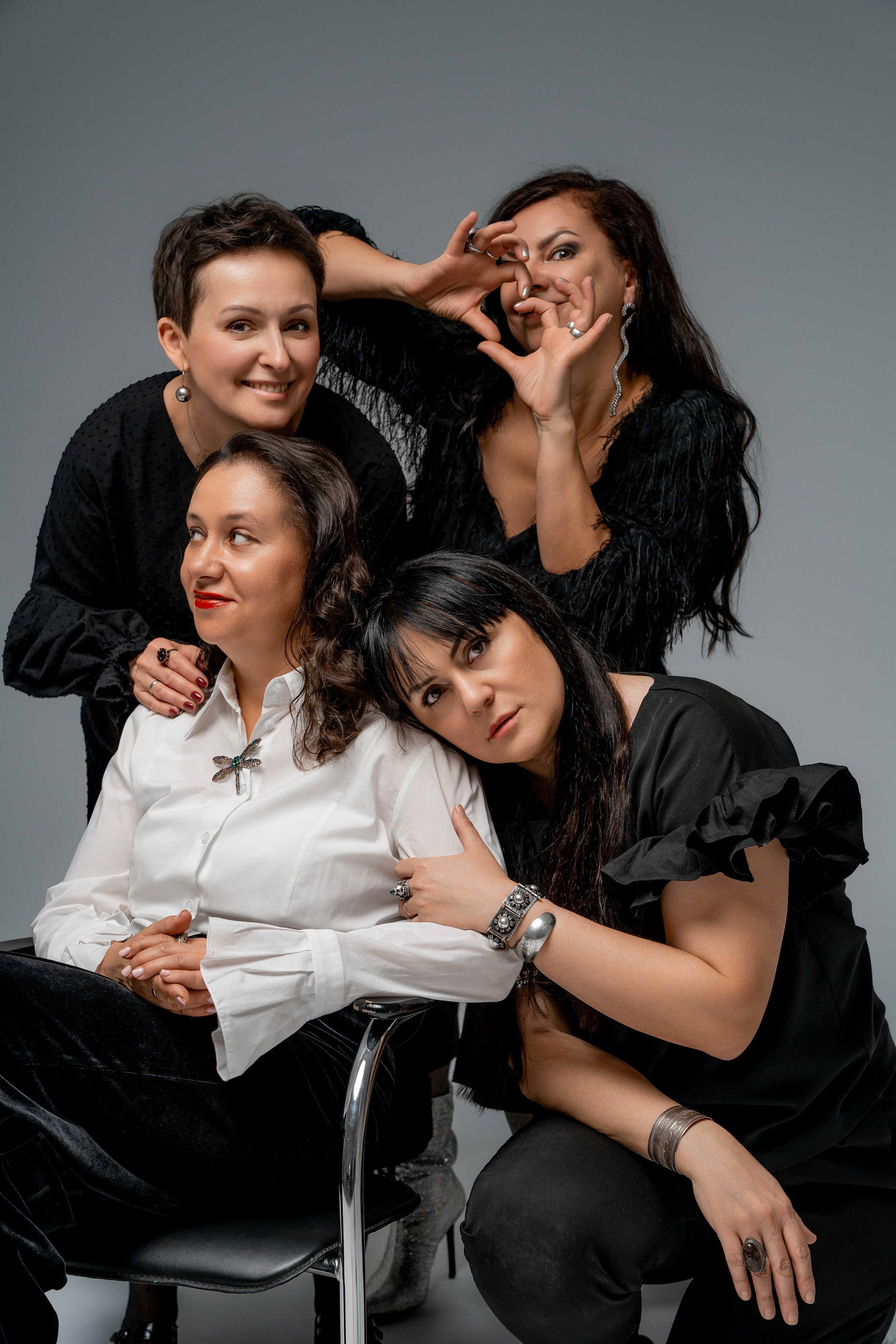 Дружеские фотосессии в студии. Профессиональный фотограф Ковалева Олеся