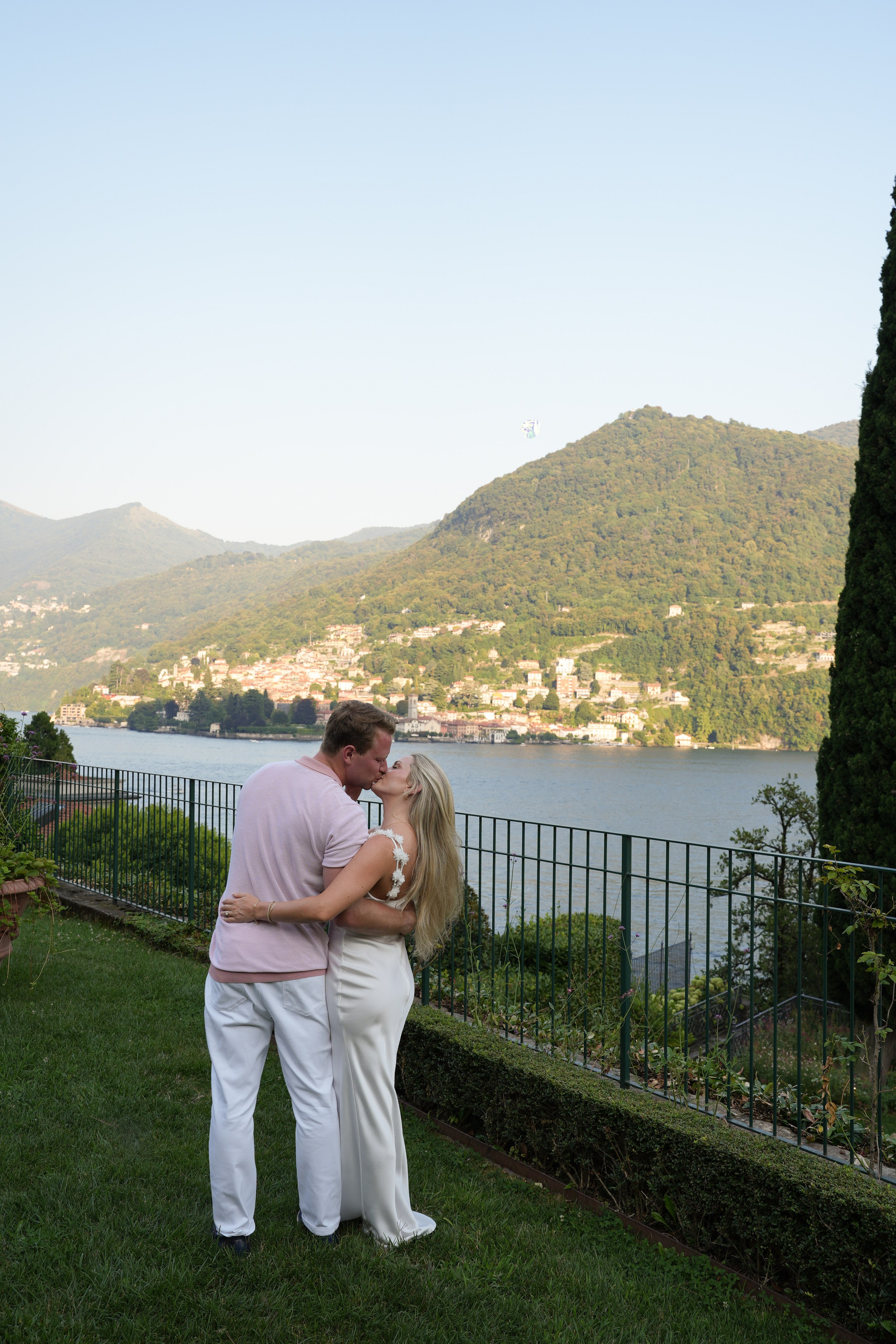Sarah & Husband. Maria Anistratova | Destination Photographer, Videographer & Drone Pilot — Lake Como