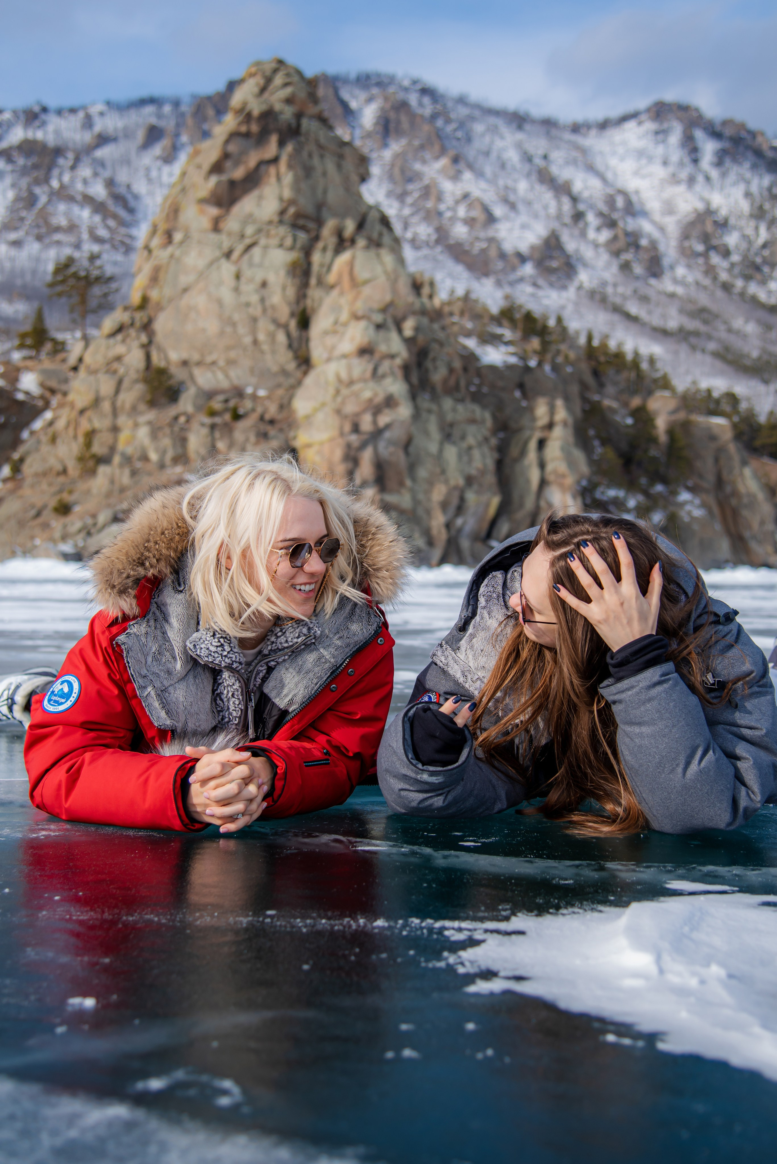 Большое Голоустное. Байкал. Занимаюсь профессиональной фотографией и живу рядом с Байкалом. Работаю в разных жанрах