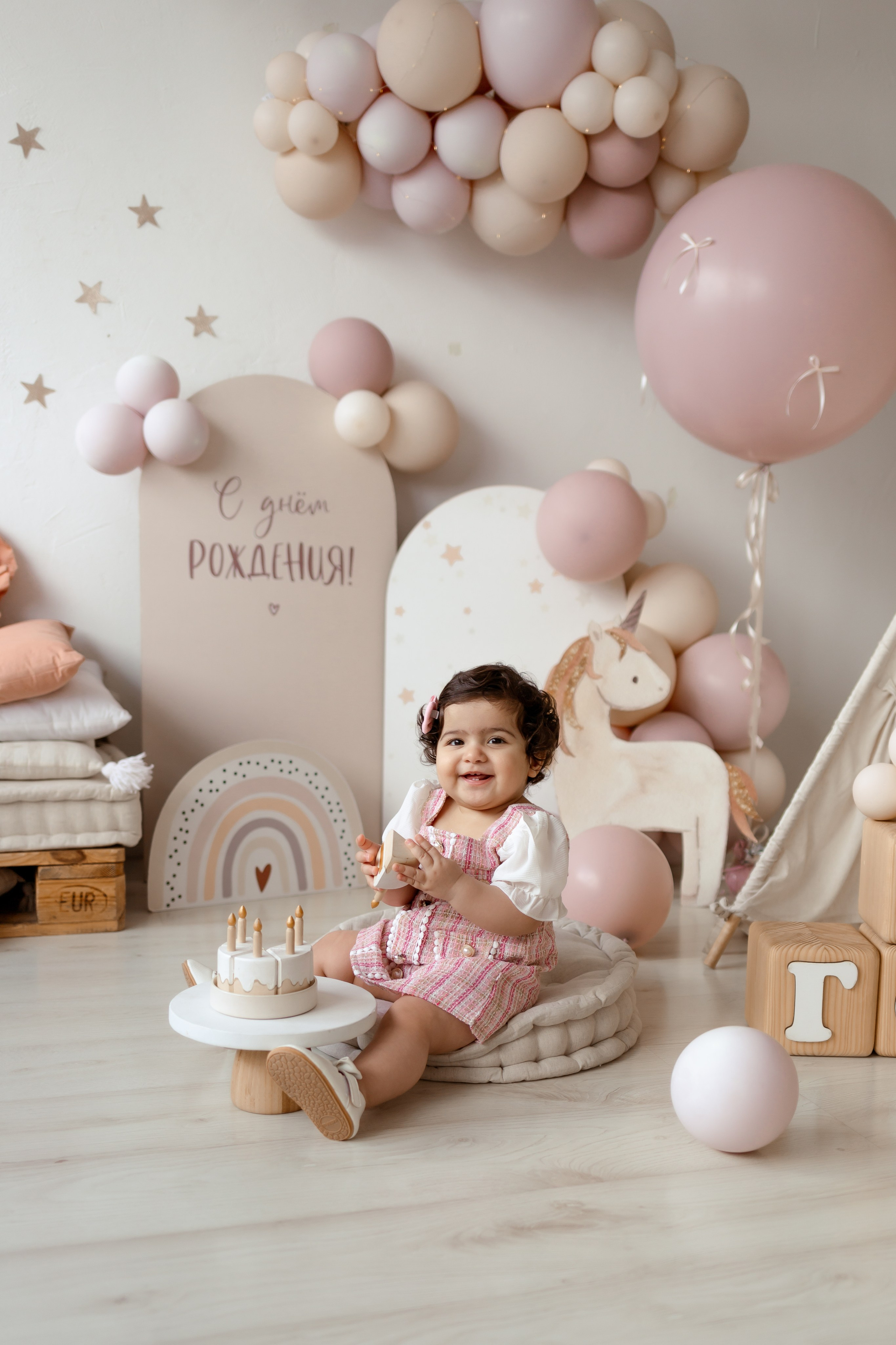 Domik зал Kids. Фотограф на первый годик, семейный и детский фотограф в Новосибирске