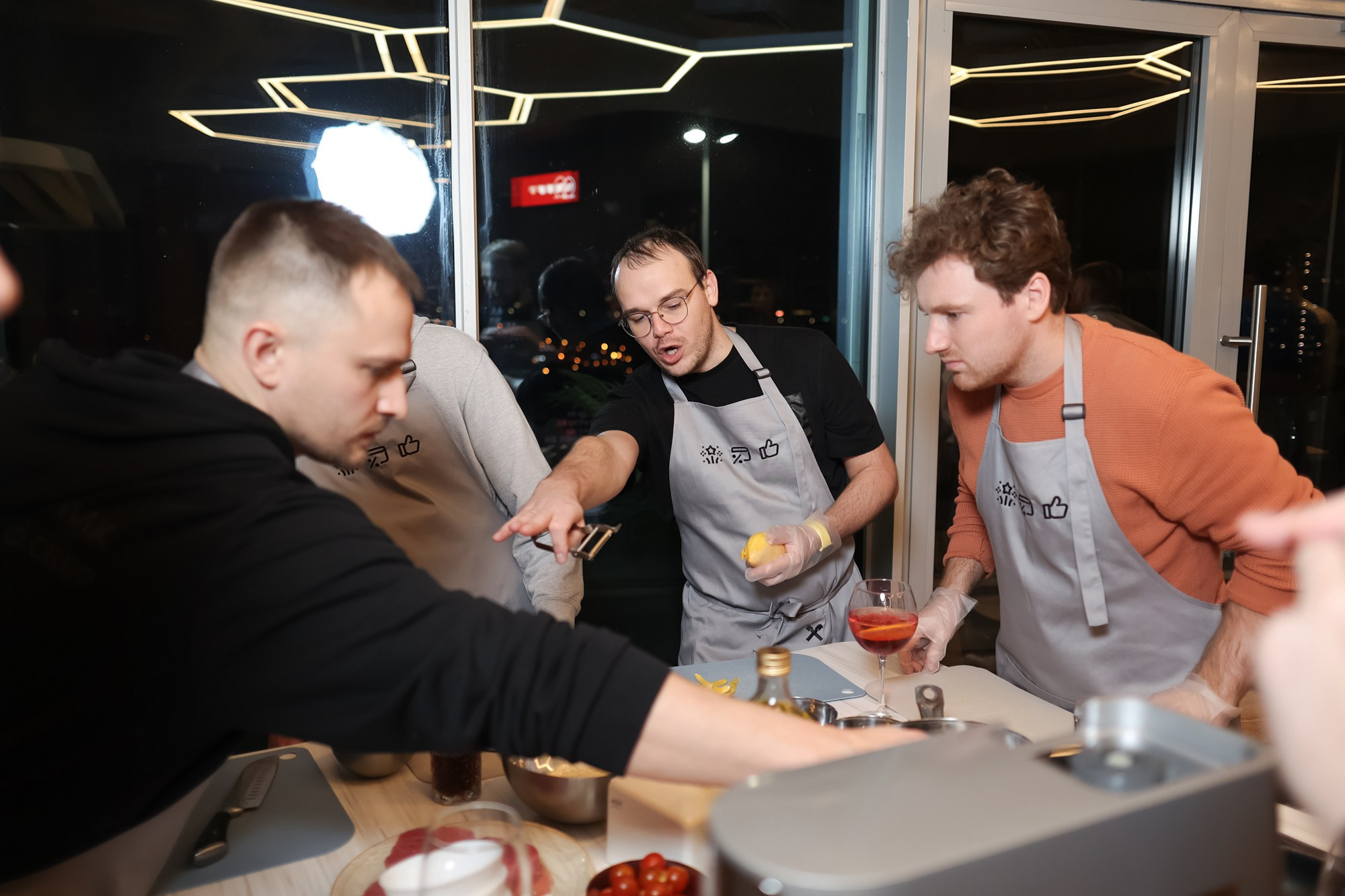 Кулинарный мастер-класс. Репортажный фотограф видеограф в Москве Ольга Плаксина