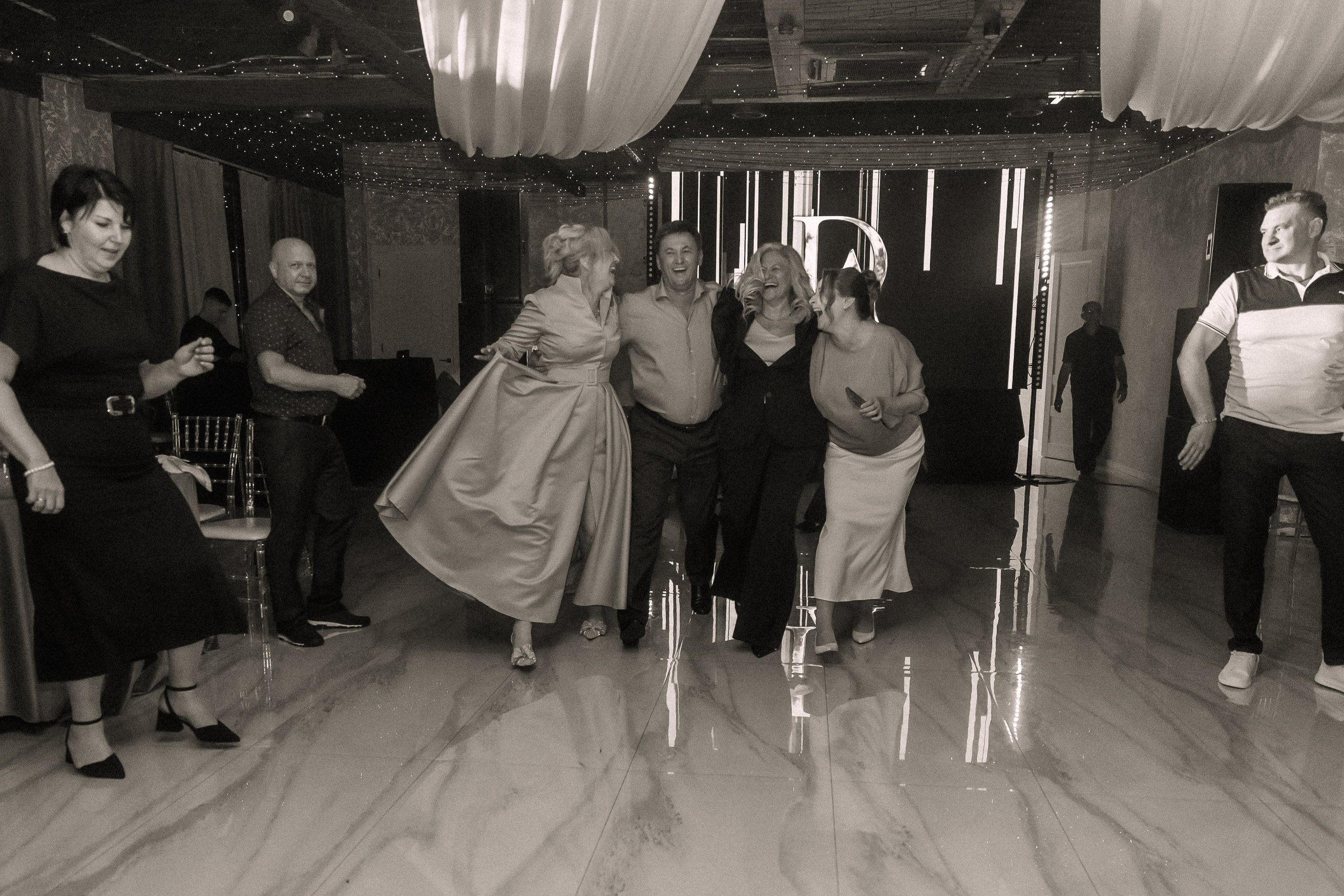 Даниил и Алина. Вечер любви. Свадебная фотография. Арина Рубах