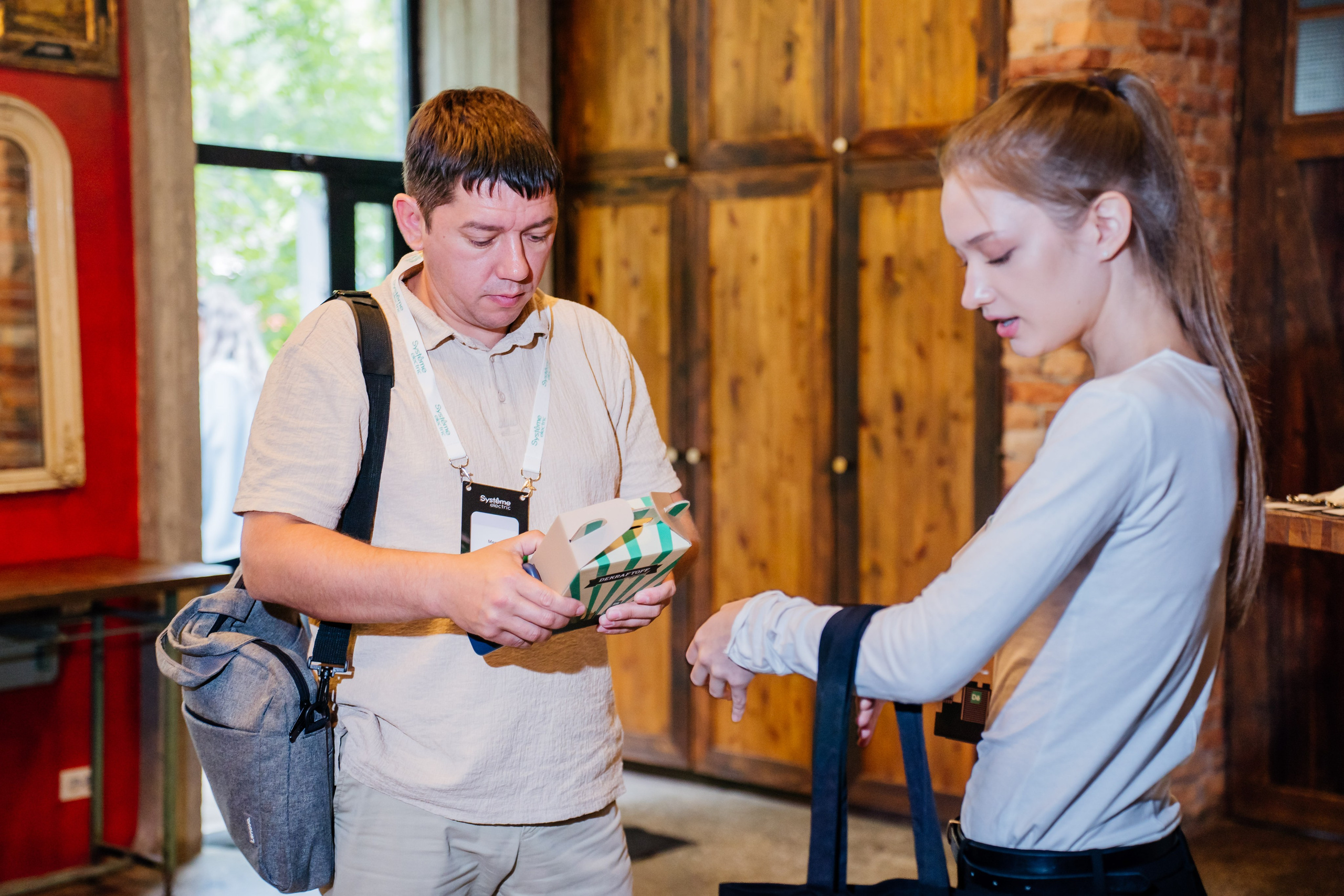 Systeme Electric. Видеограф и Фотограф в Челябинске Ксения и Владимир Рюмины