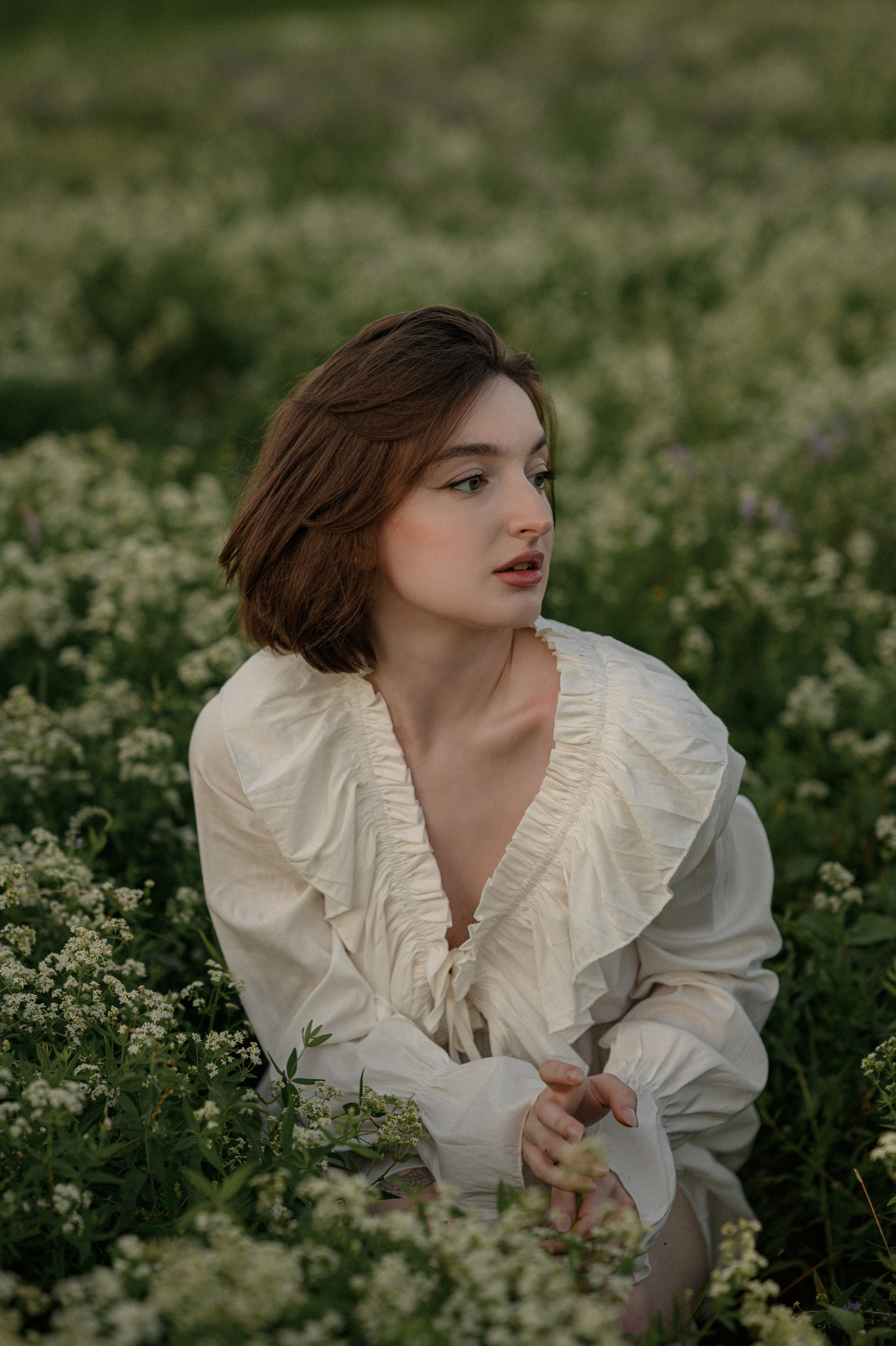 Полина и поле. Www.ostermiller.ru