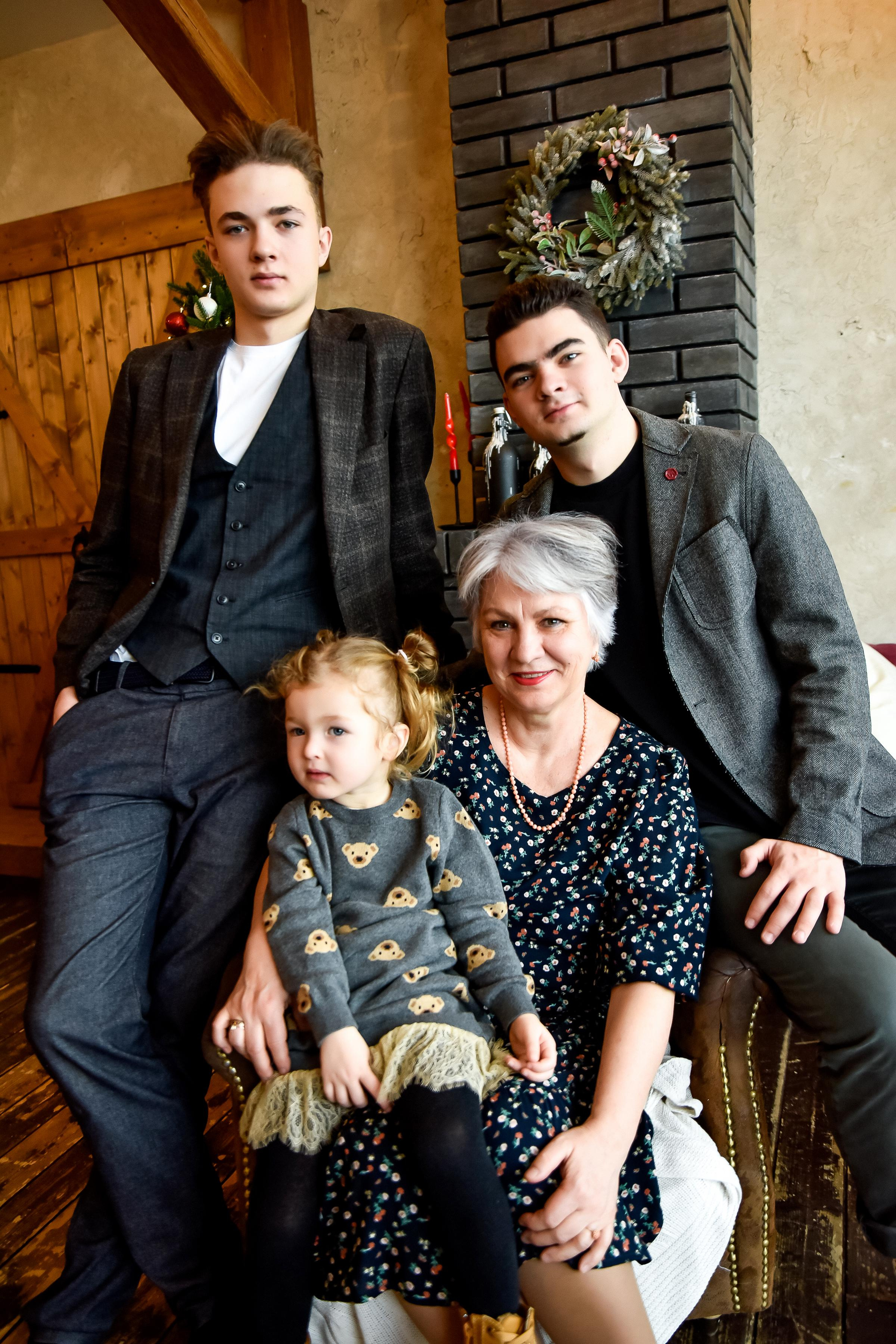 Большая семья