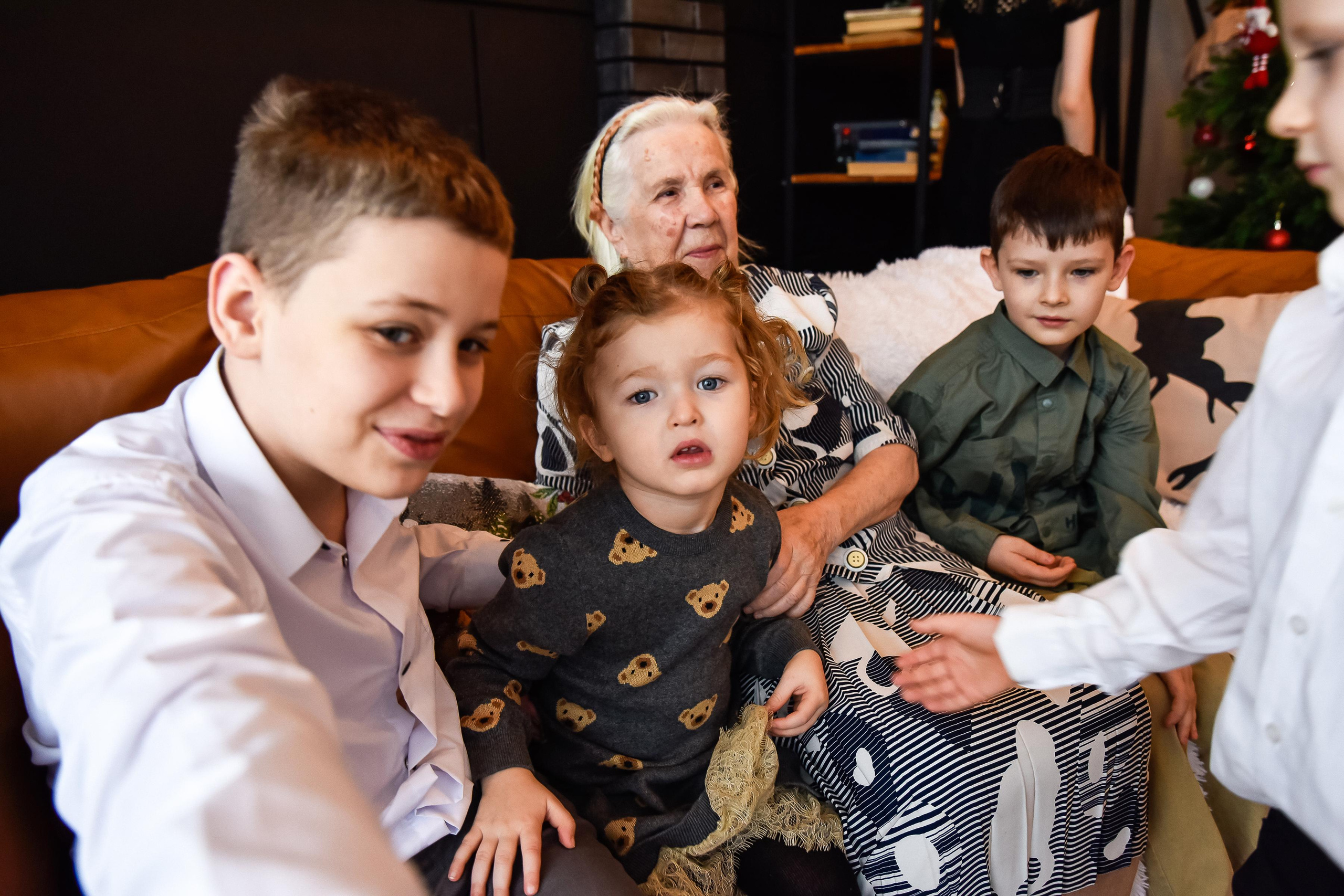 Большая семья