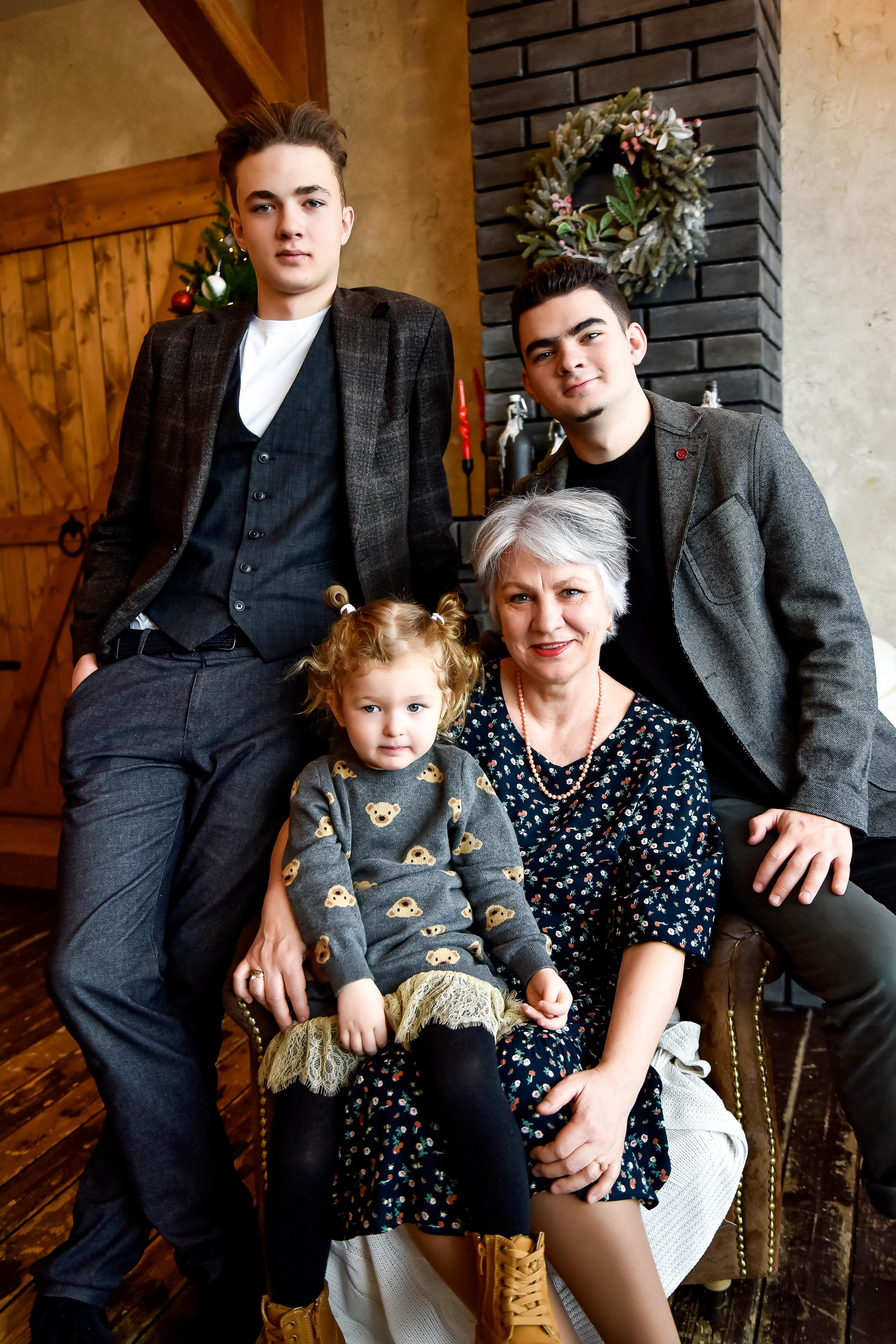 Большая семья