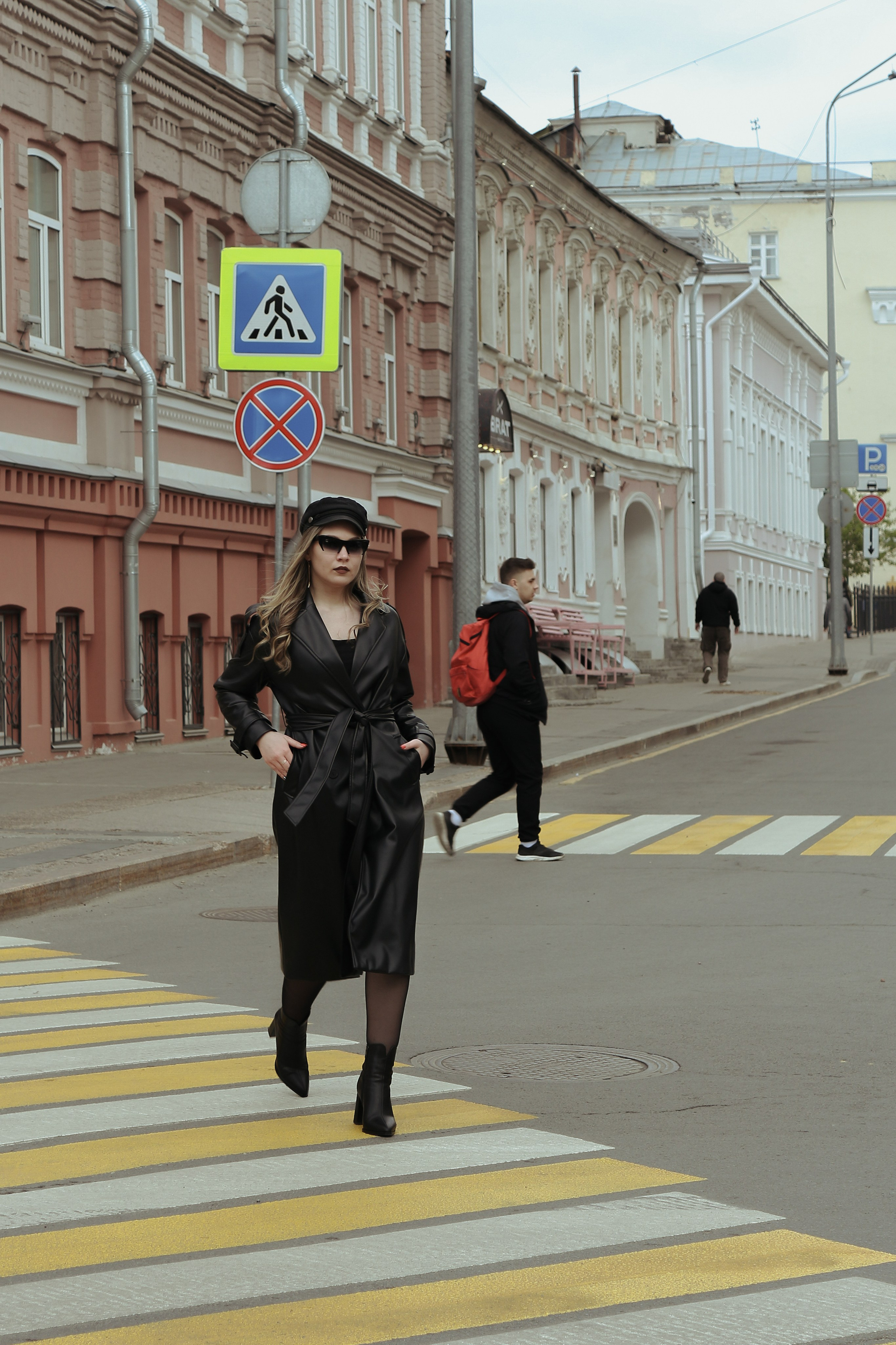 Сима. Городская съемка. Творческий фотограф в Казани Власкова Анастасия